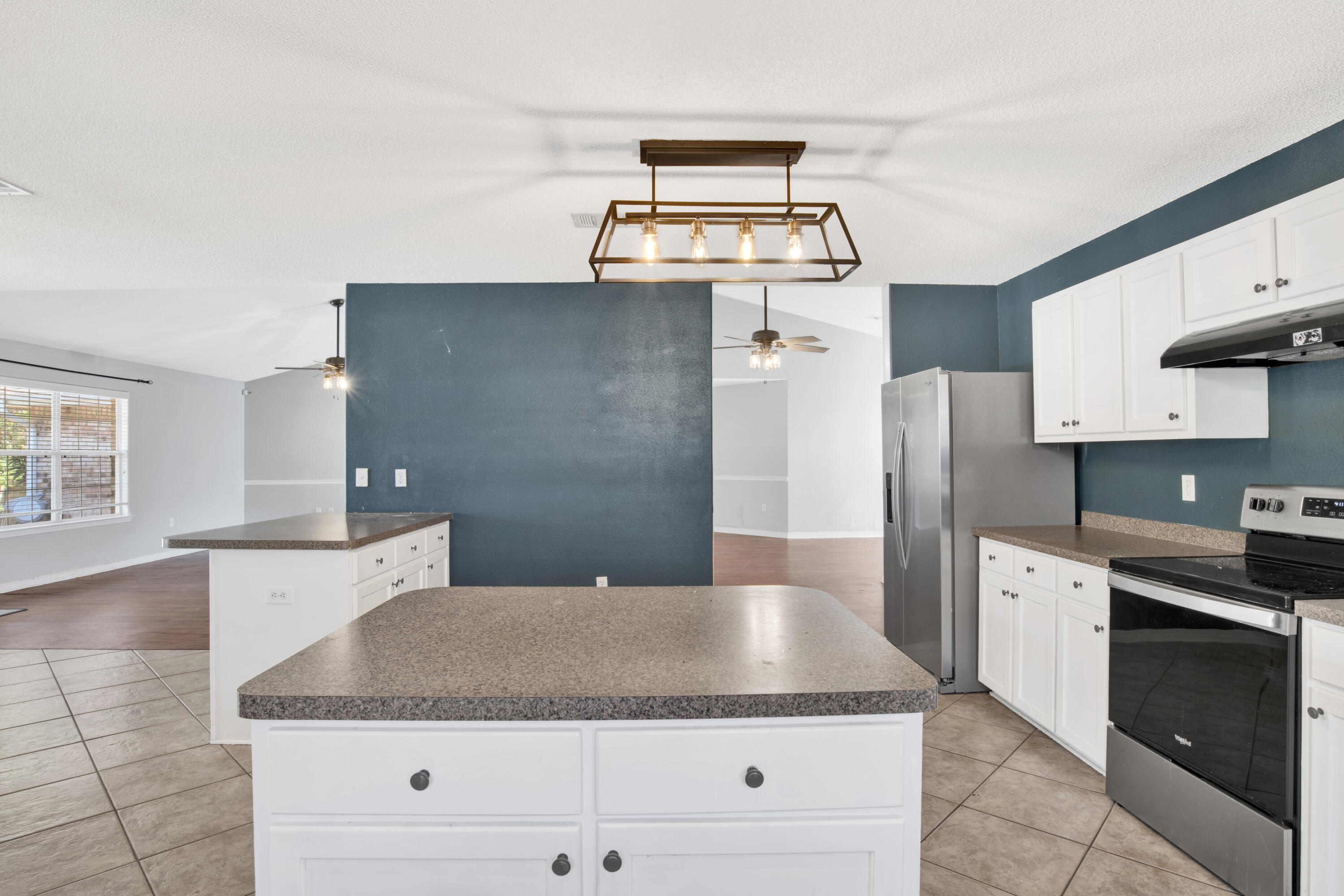 HOLLEY BY THE SEA - Residential