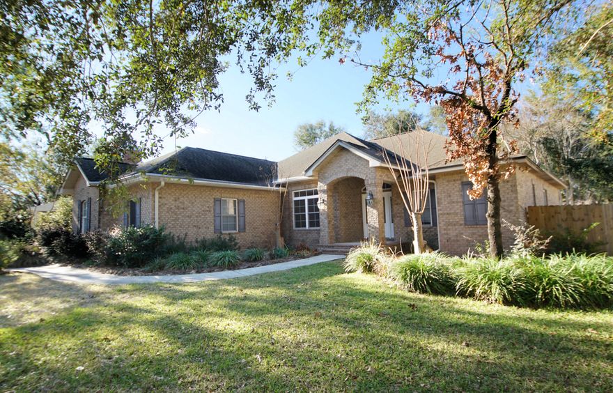 Fantastic Swift Creek location. This is a 3 bedroom 2 1/2 bathroom split floor plan home. This home lives large with a living room, eat in kitchen , second living space, formal dining room/office, laundry room , mudroom and attached oversized garage. The kitchen has lots of cabinets, eat in area and breakfast bar. The master suite has trey ceiling and bathroom has garden tub, separate shower, double vanity and walk in closet. The additional bedroom are on the other side of the home and share a jack and jill bathroom. Outside the back yard is fenced and has a lovely built in firepit. Swift Creek has a community pool. walking trail, community room ,tennis courts and playground. HOA in place. All applicants 18 years or older must fill out an application @ www.nicevillerentals.com. Pets MAY be Pets MAY be allowed on a case by case basis with owner approval and a non refundable pet fee. Non smoking property.