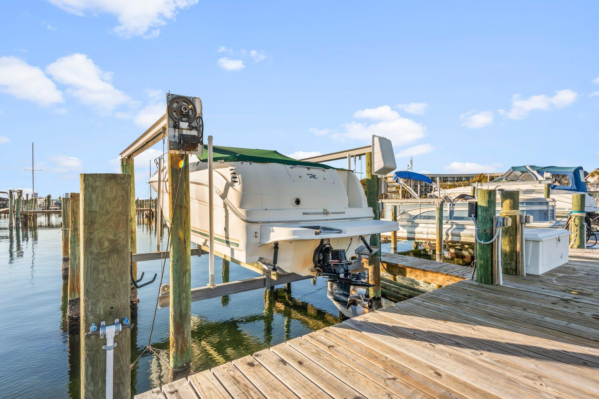 BROOKS LANDING - Residential Lease