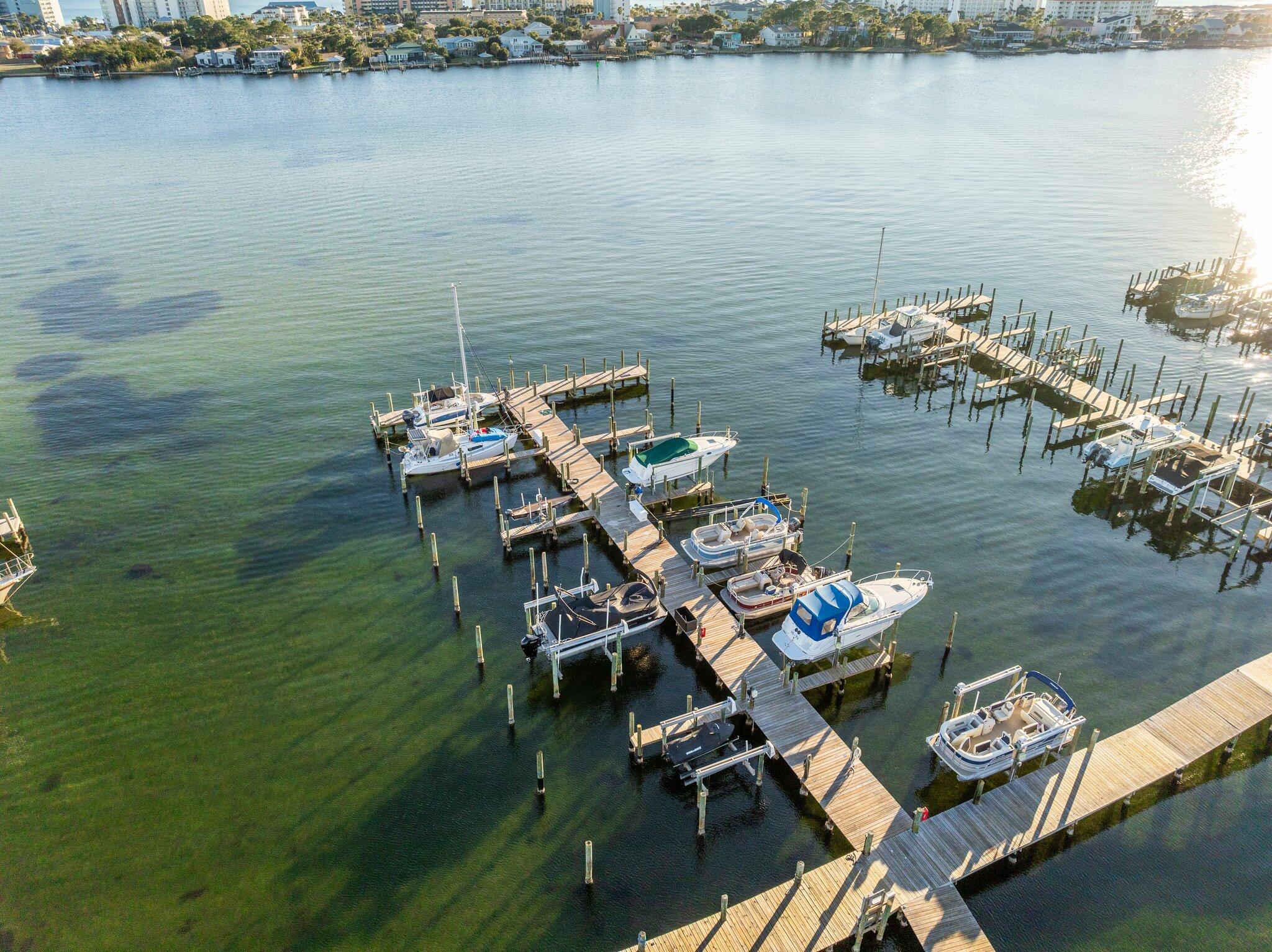 BROOKS LANDING - Residential Lease