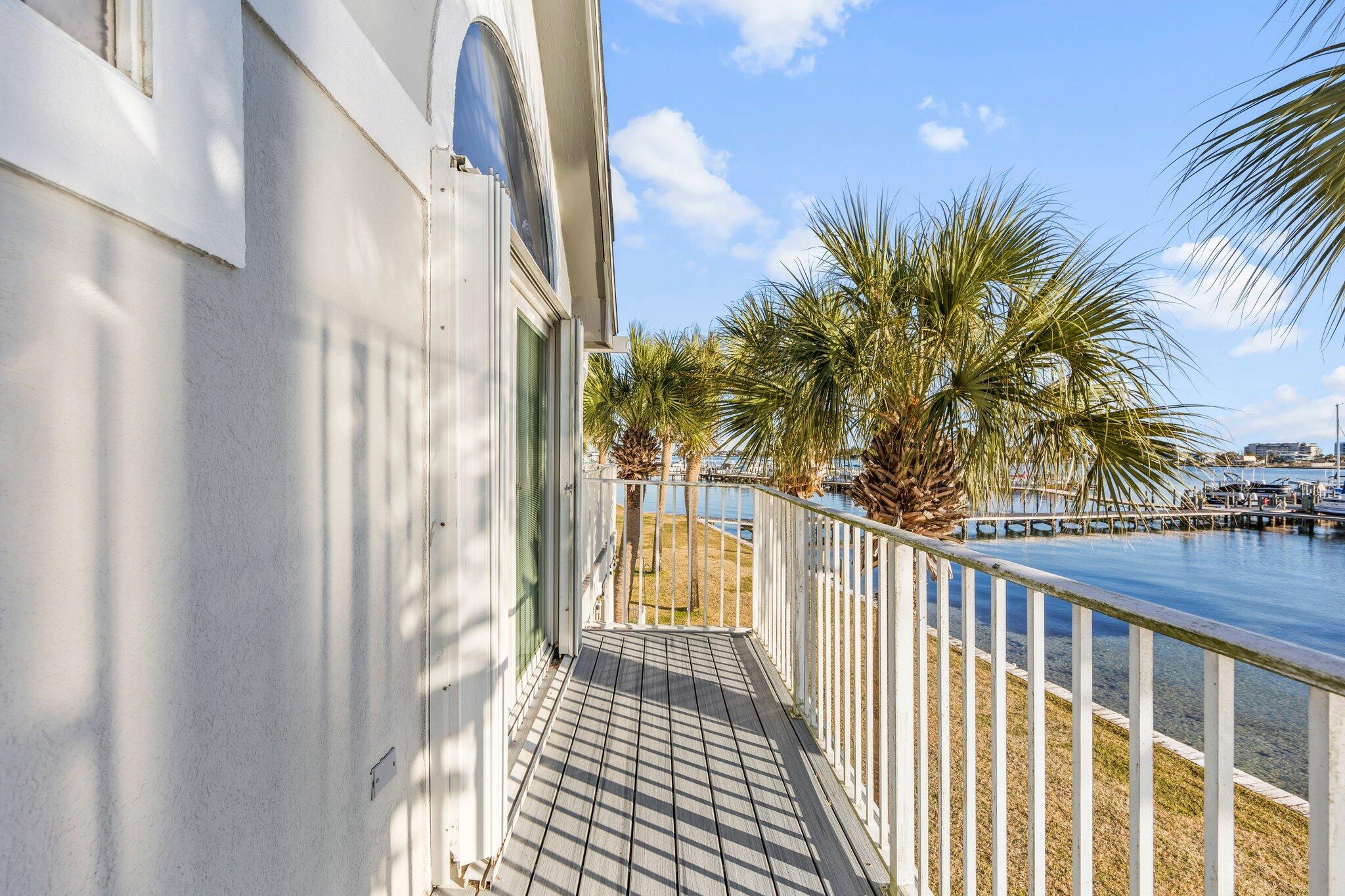 BROOKS LANDING - Residential Lease