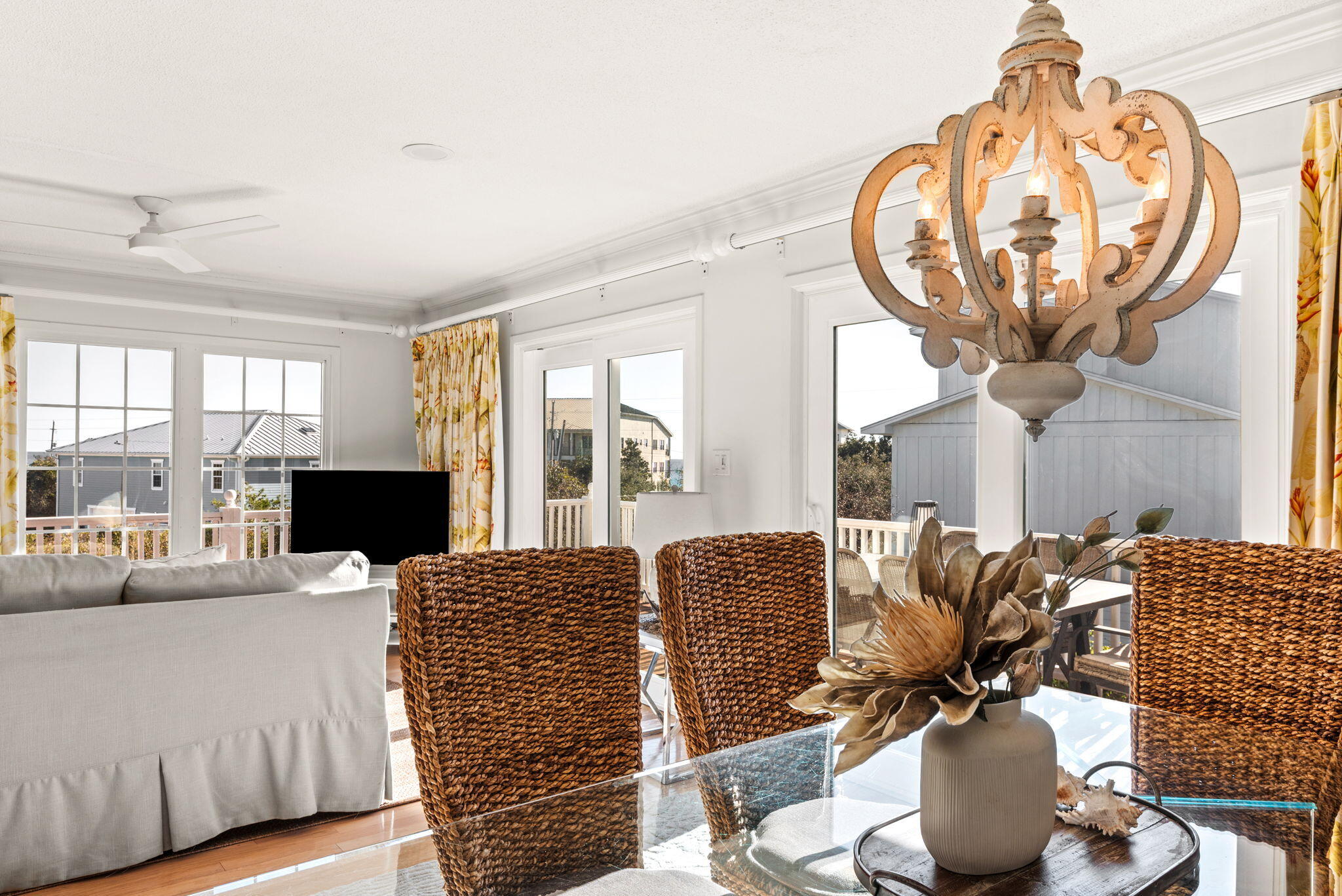 BEACH HIGHLAND 1ST ADD - Residential Lease