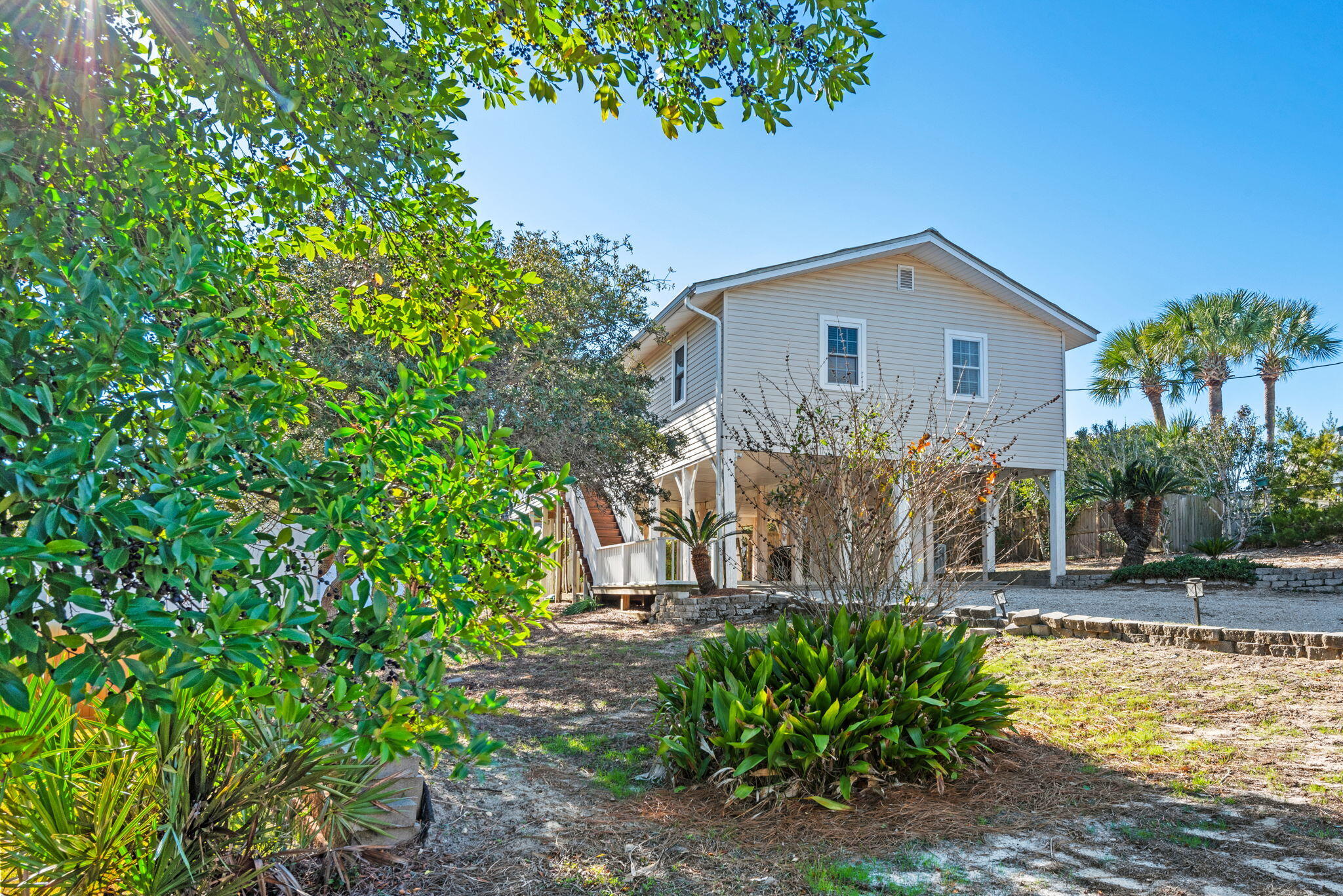 BEACH HIGHLAND 1ST ADD - Residential Lease