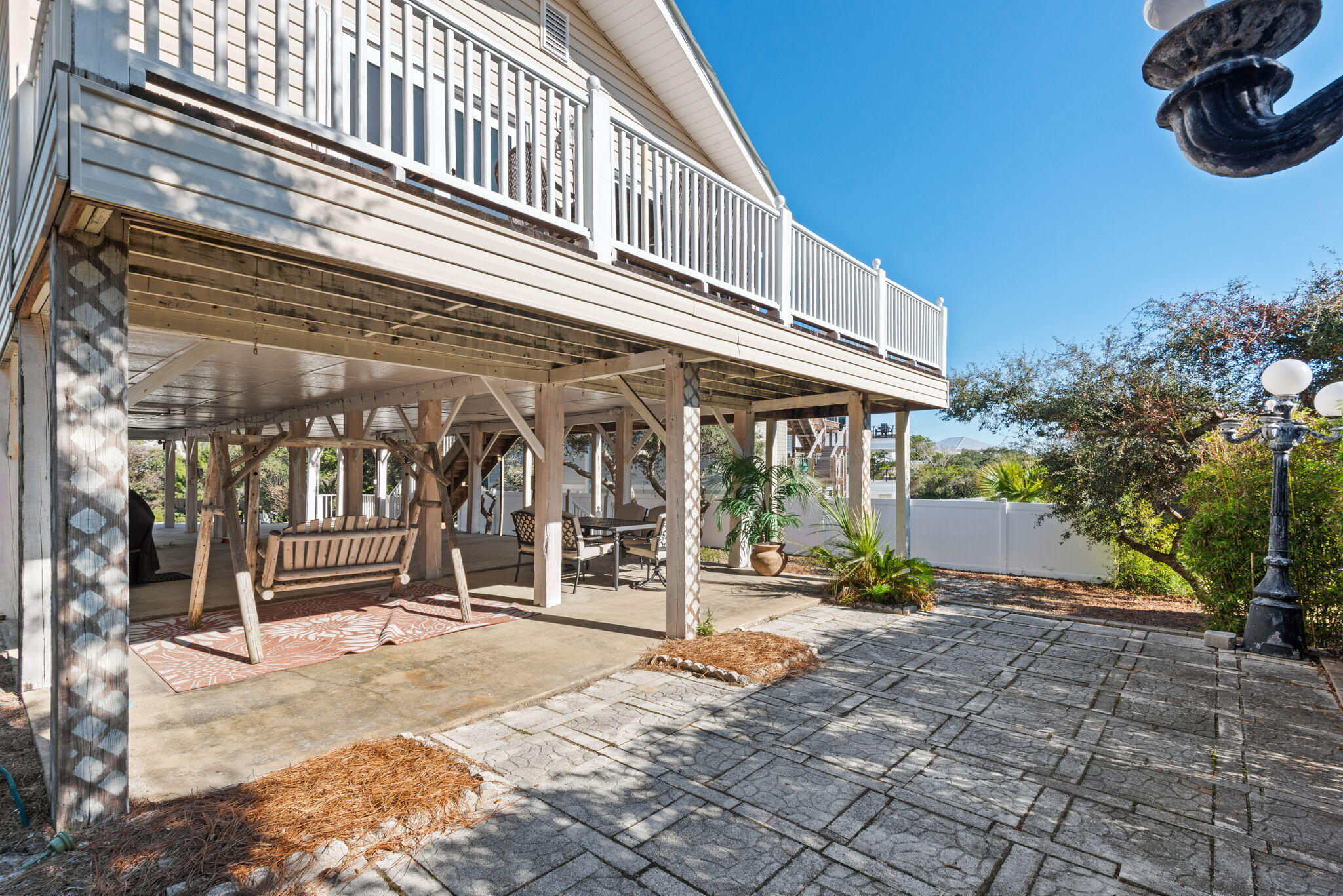 BEACH HIGHLAND 1ST ADD - Residential Lease