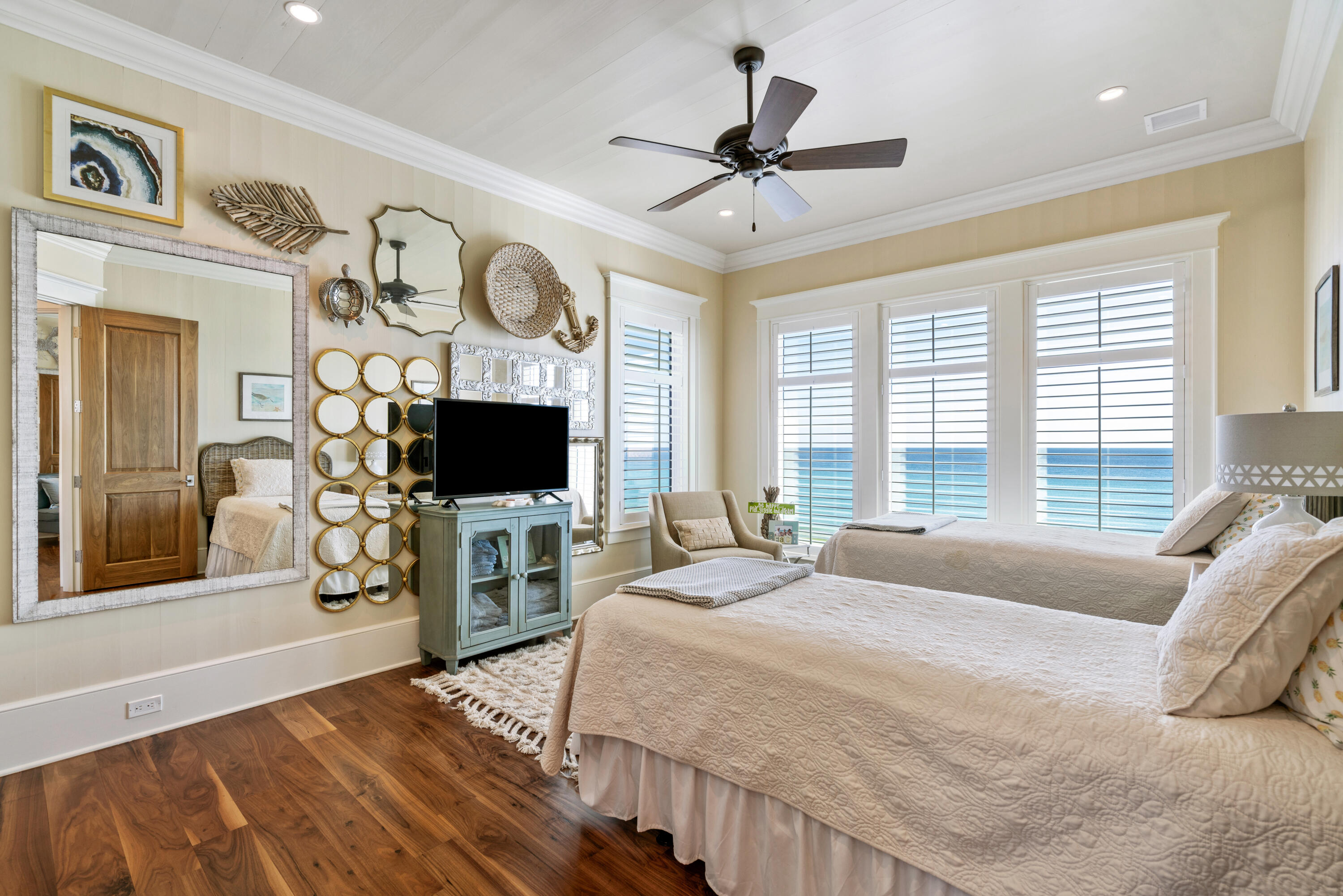 BLUE MOUNTAIN BEACH - Residential