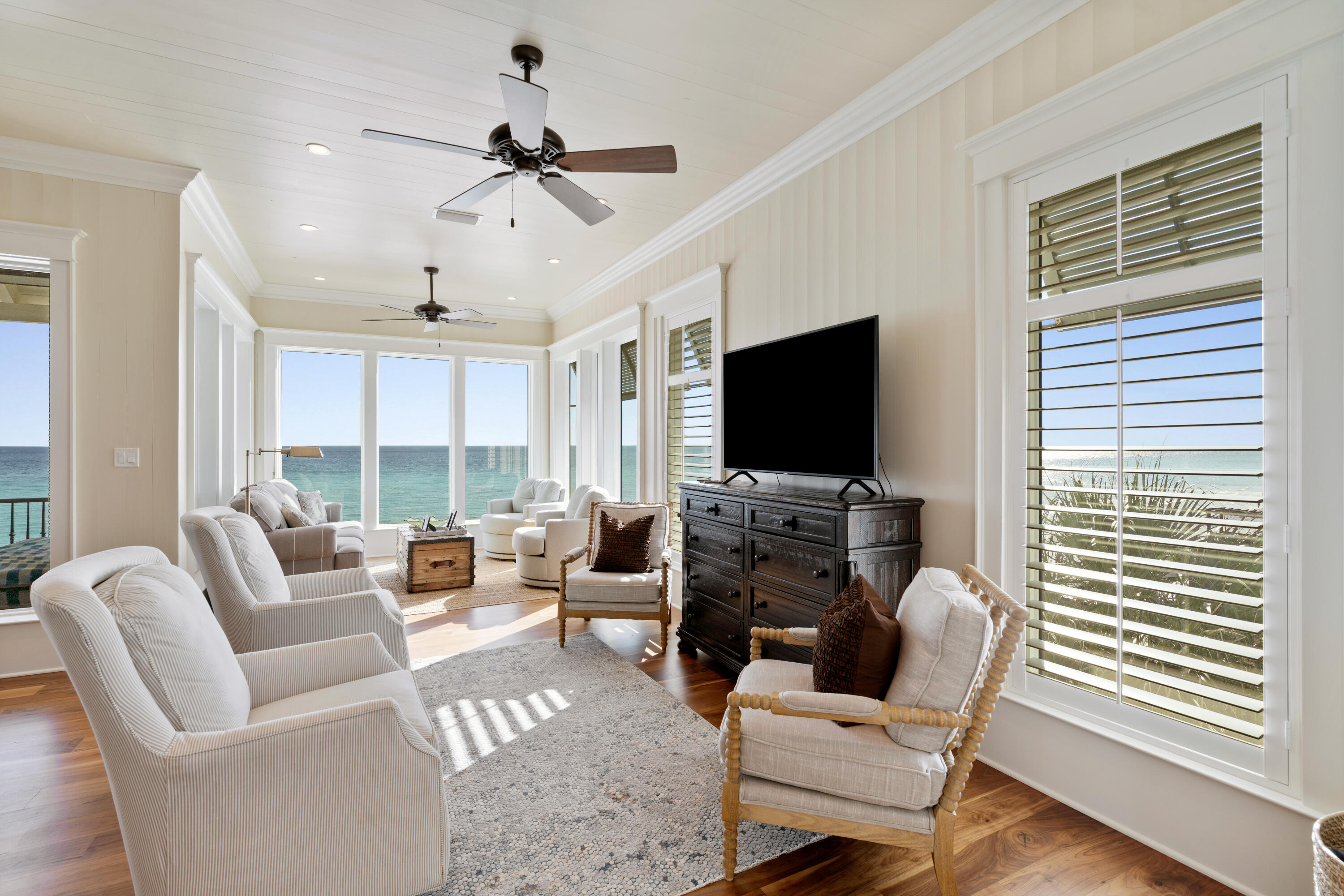 BLUE MOUNTAIN BEACH - Residential