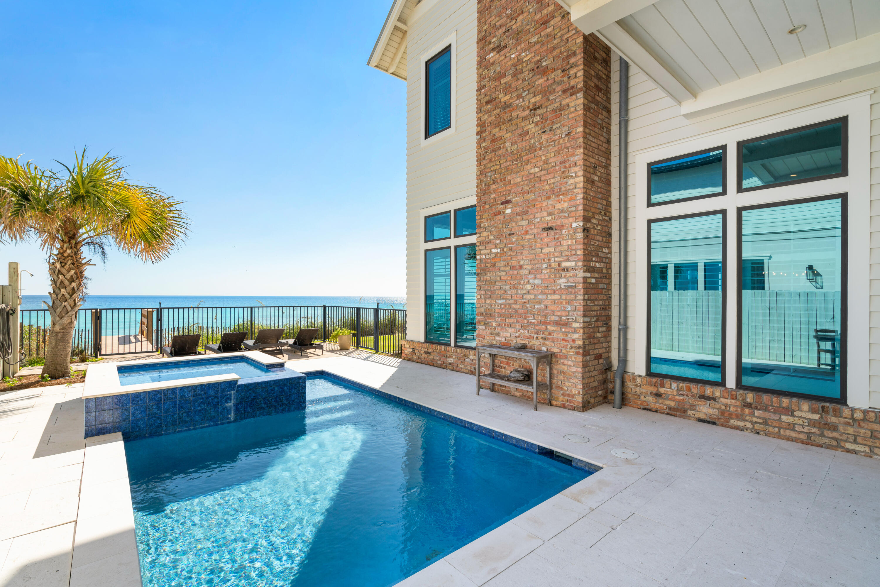 BLUE MOUNTAIN BEACH - Residential