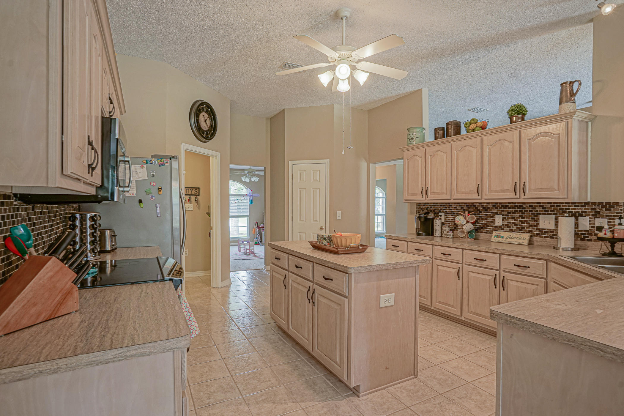 HOLLEY BY THE SEA - Residential