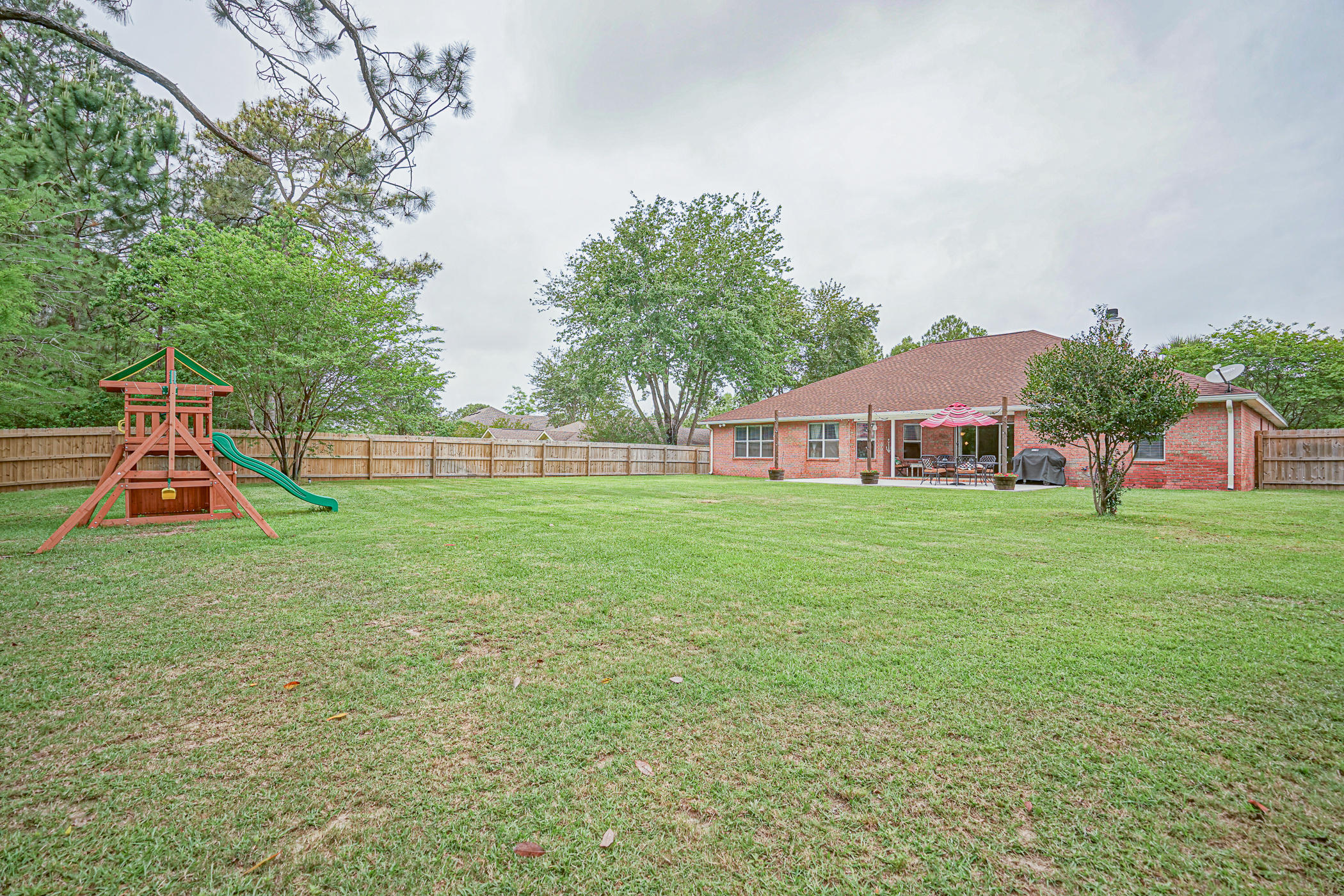 HOLLEY BY THE SEA - Residential