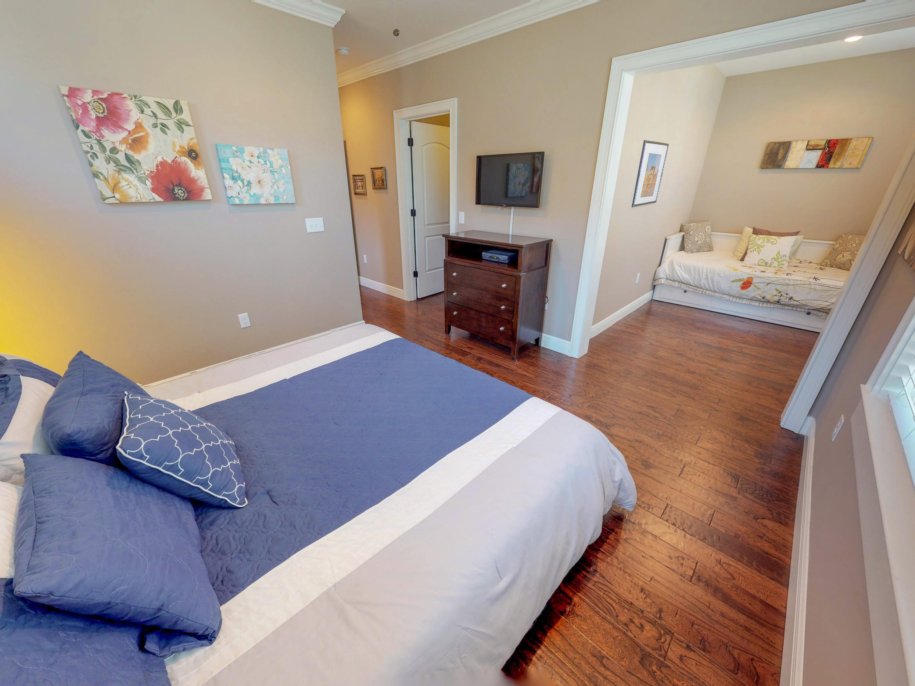 VILLA LAGO - Residential