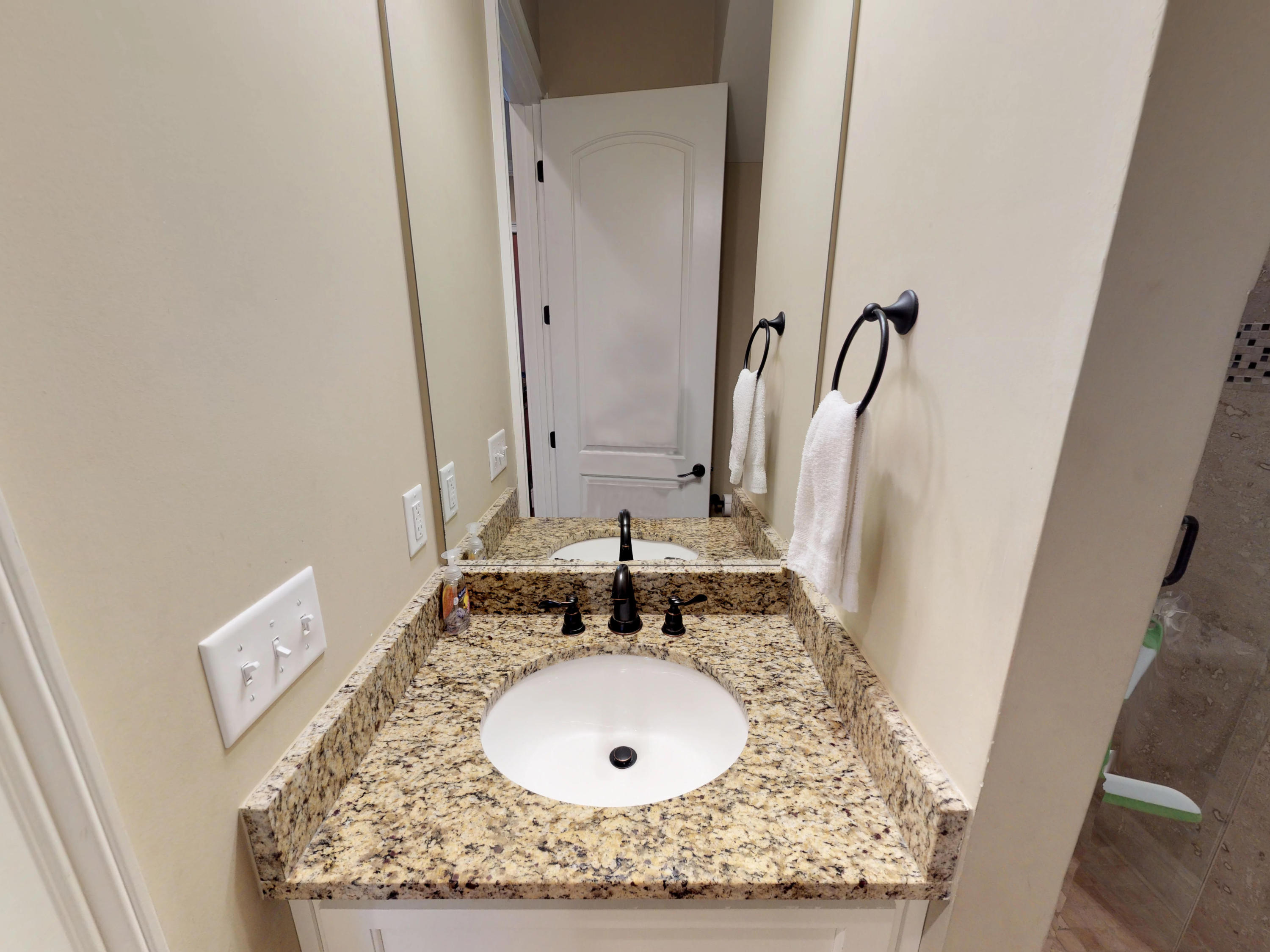 VILLA LAGO - Residential