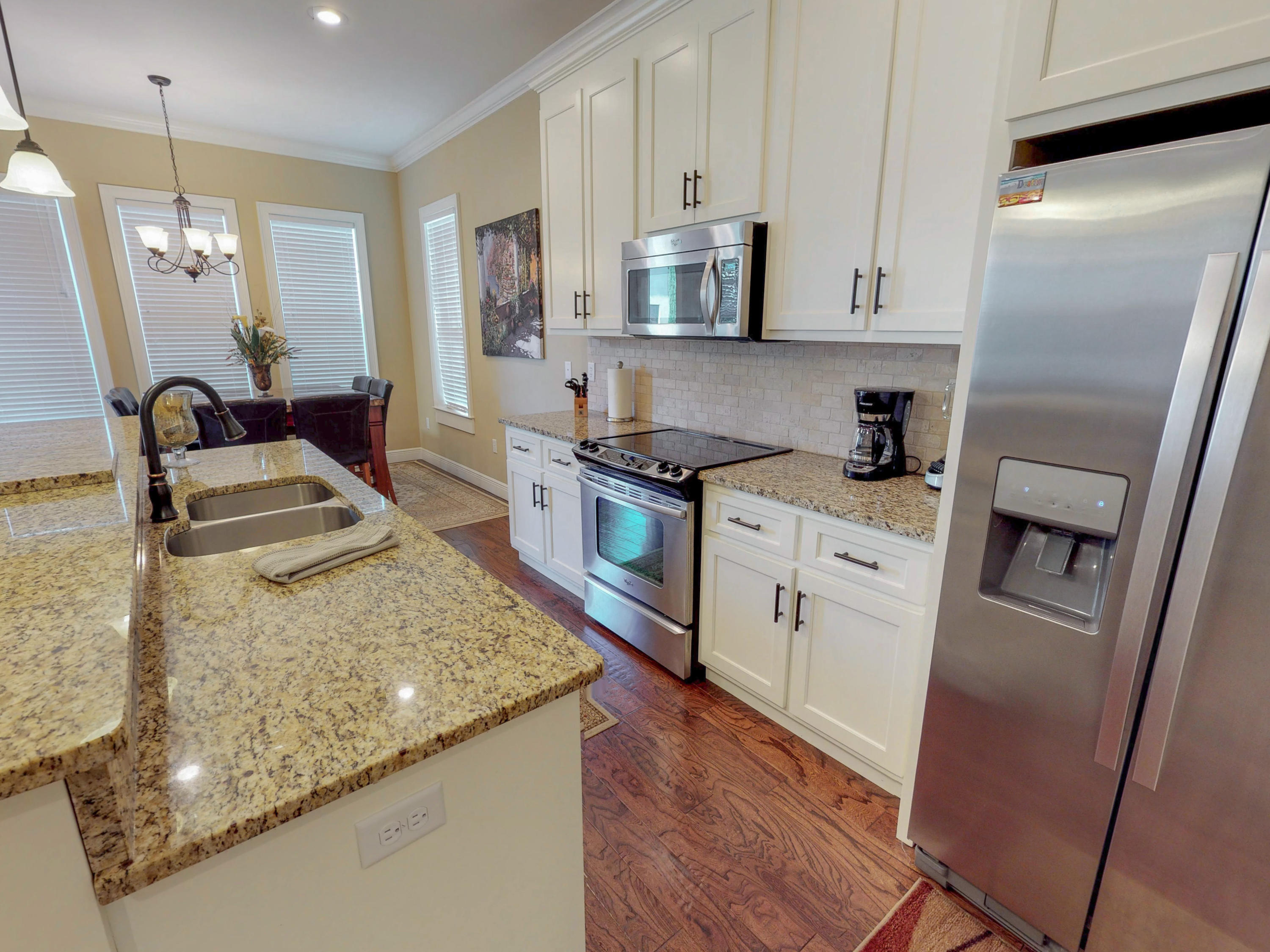 VILLA LAGO - Residential