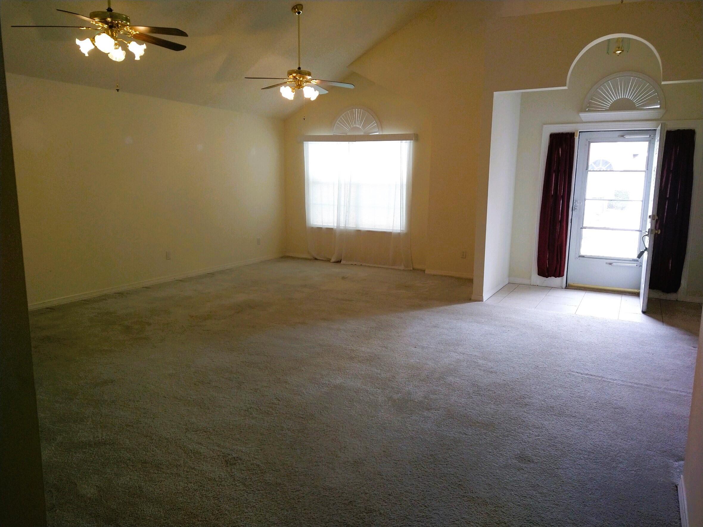 SHALIMAR COMMONS - Residential