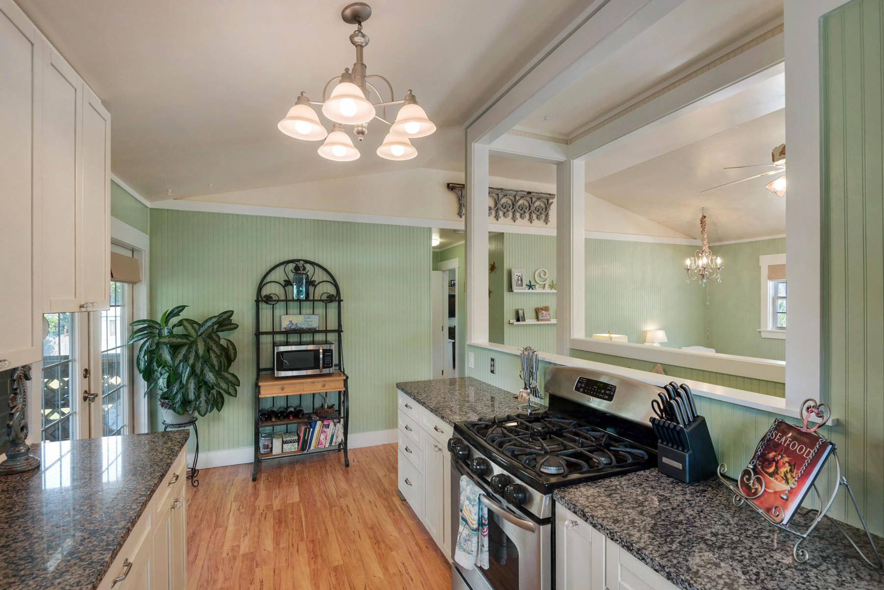 LAGUNA BEACH ESTATES 7TH ADDN - Residential