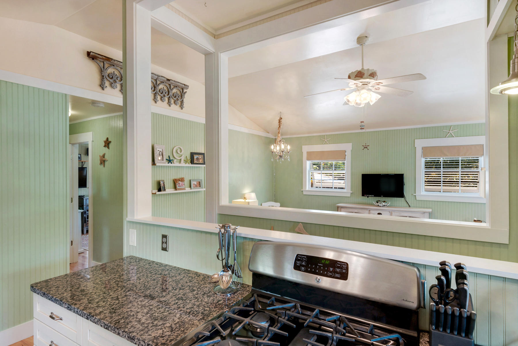 LAGUNA BEACH ESTATES 7TH ADDN - Residential