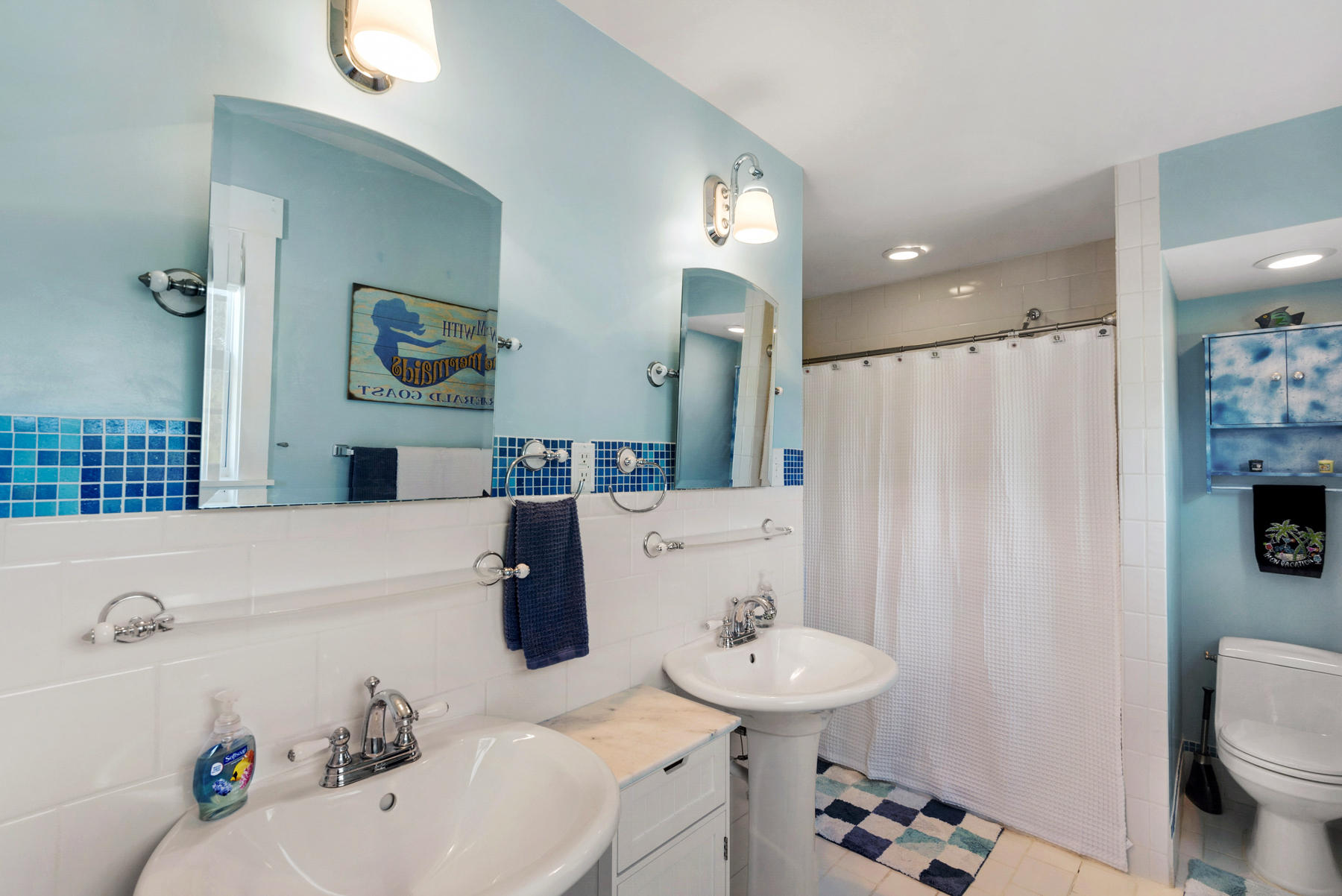 LAGUNA BEACH ESTATES 7TH ADDN - Residential