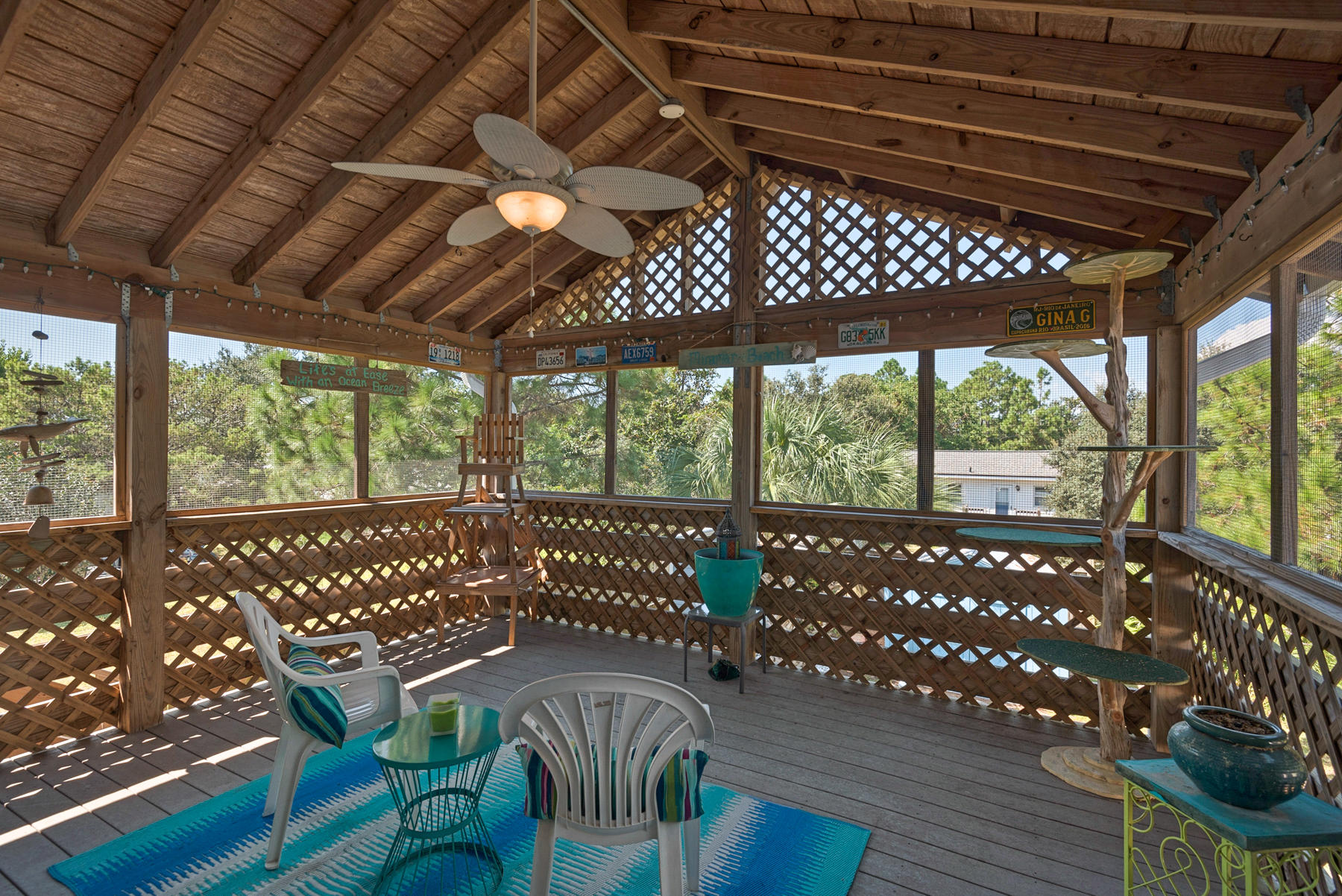 LAGUNA BEACH ESTATES 7TH ADDN - Residential