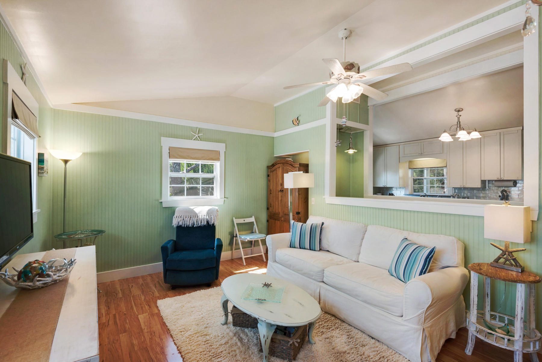 LAGUNA BEACH ESTATES 7TH ADDN - Residential