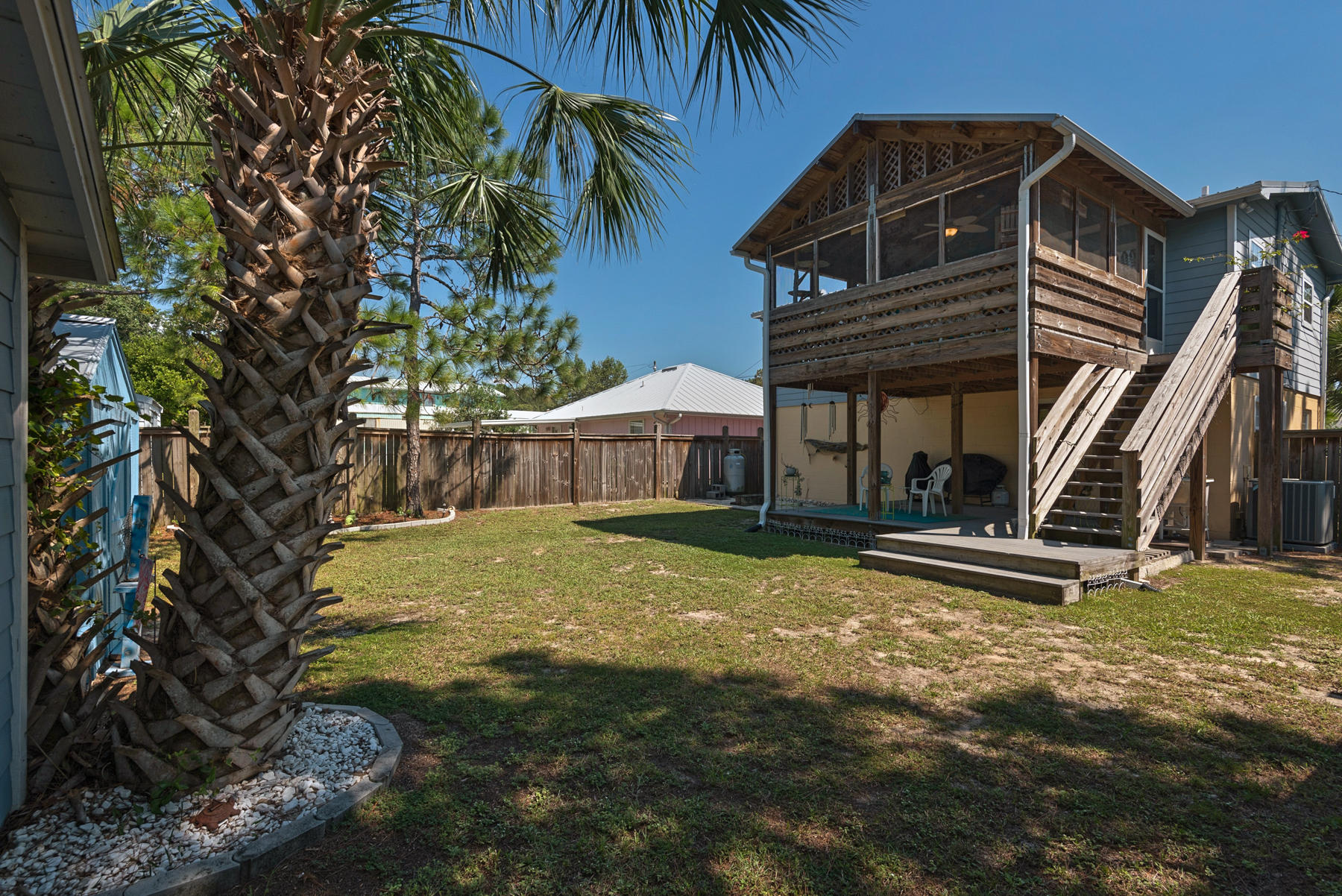 LAGUNA BEACH ESTATES 7TH ADDN - Residential