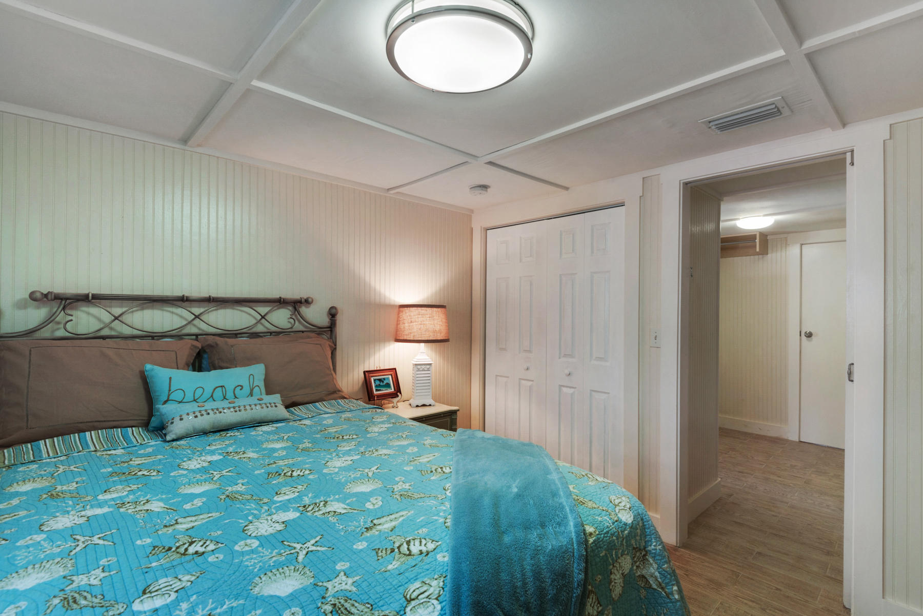 LAGUNA BEACH ESTATES 7TH ADDN - Residential