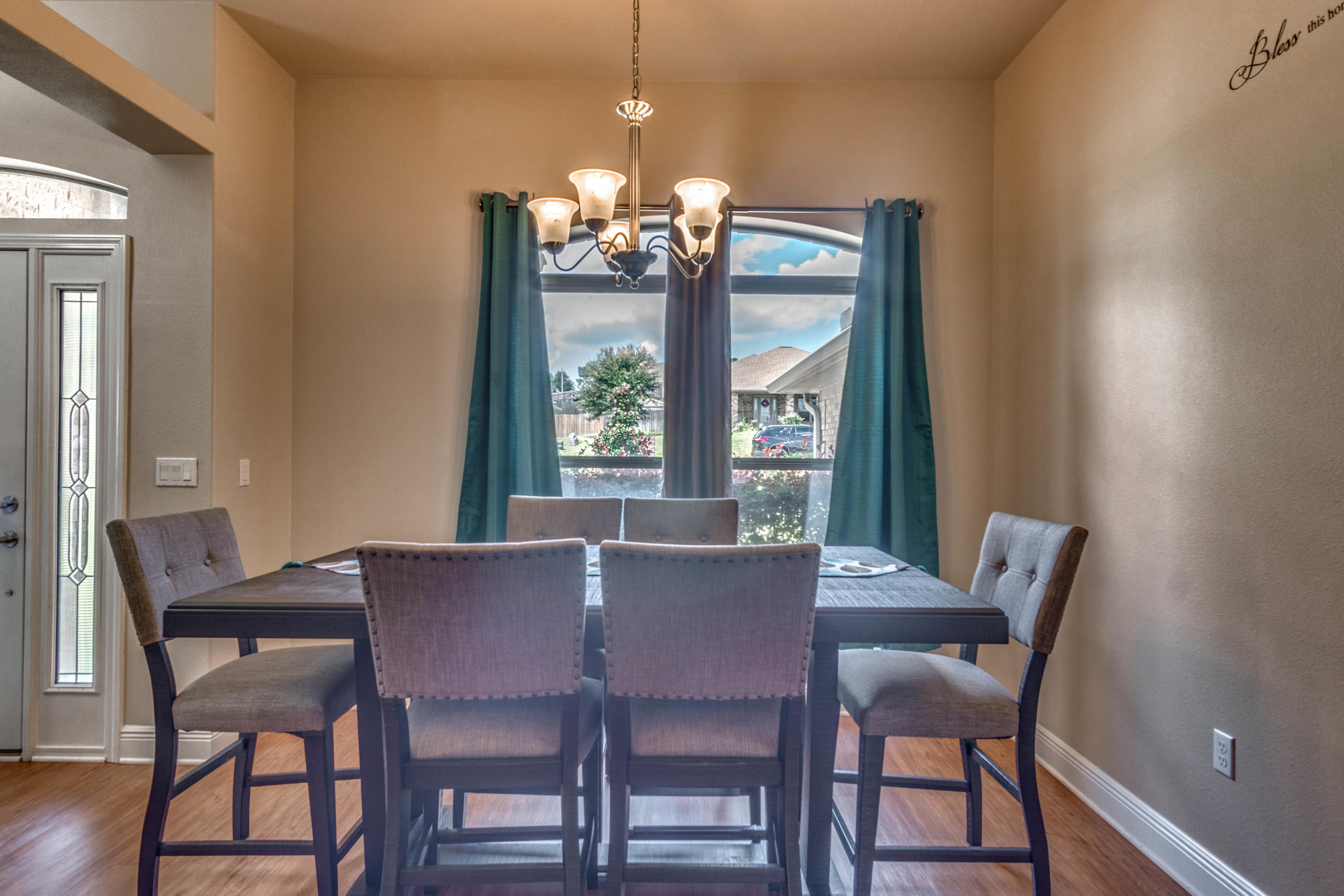 ALICIA PLACE - Residential