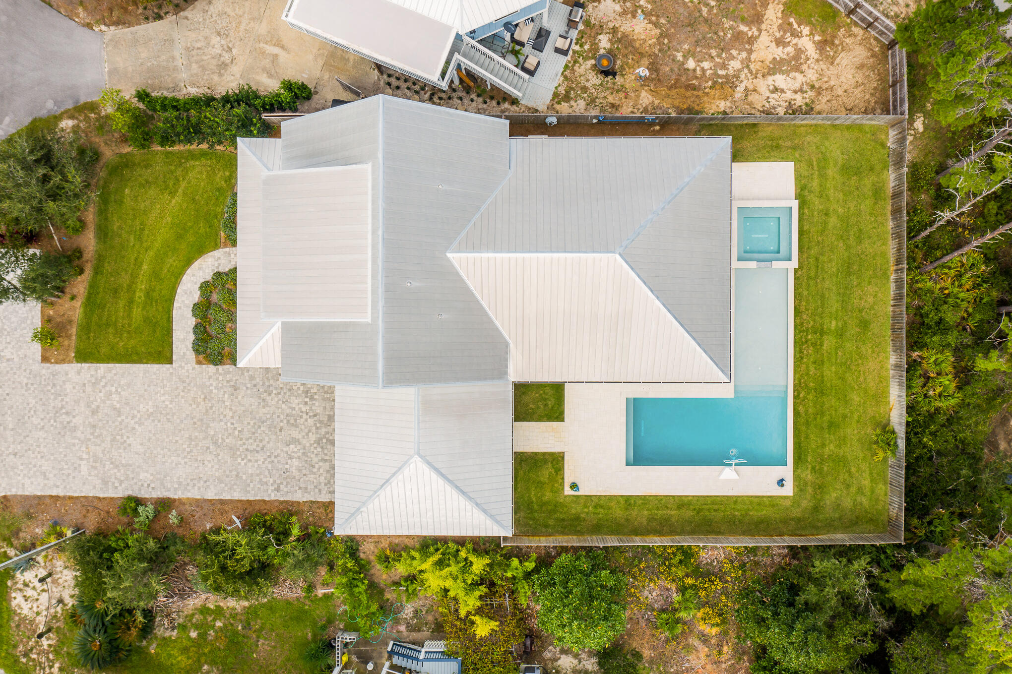 BEACH HIGHLAND - Residential