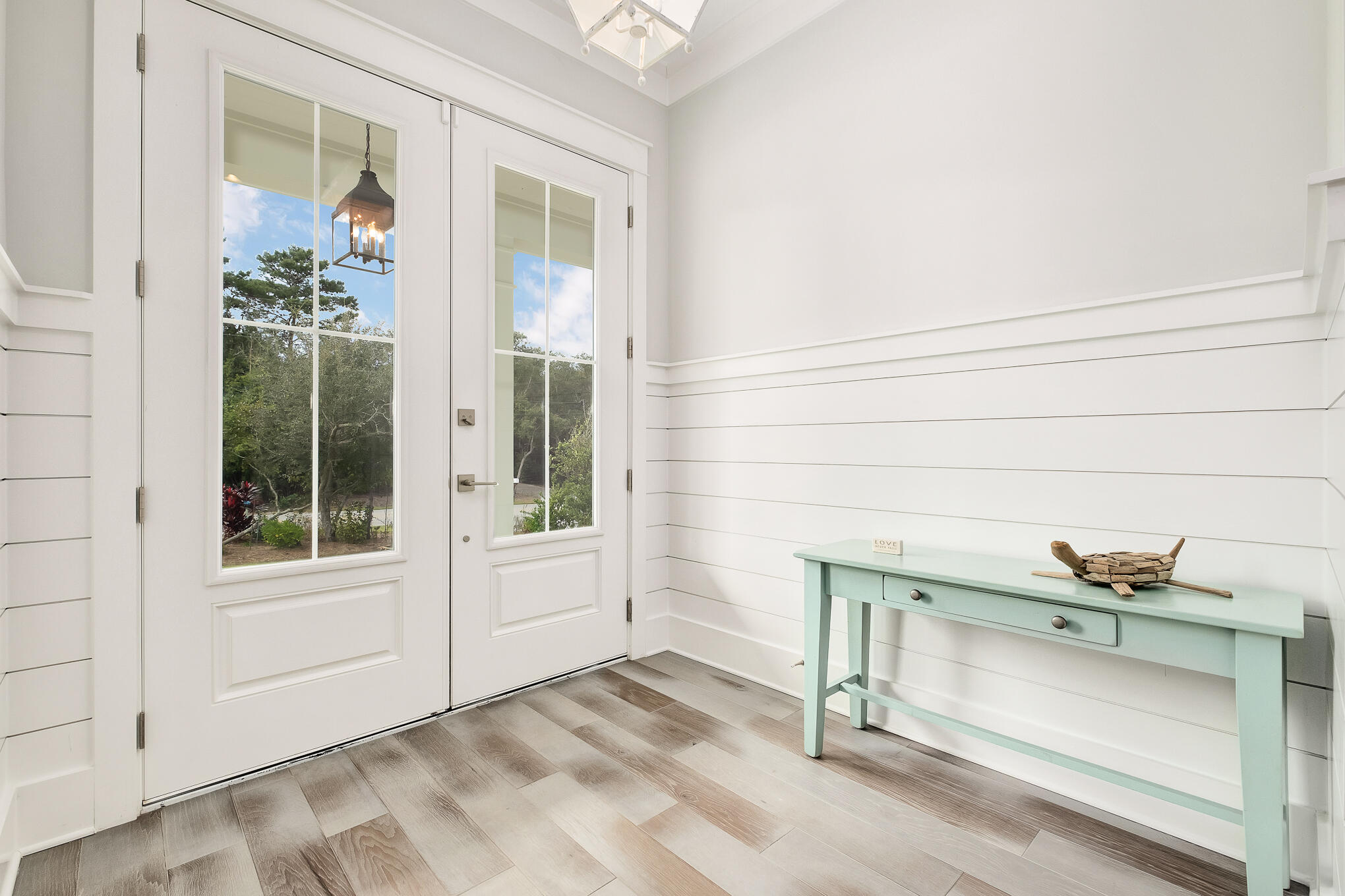 BEACH HIGHLAND - Residential