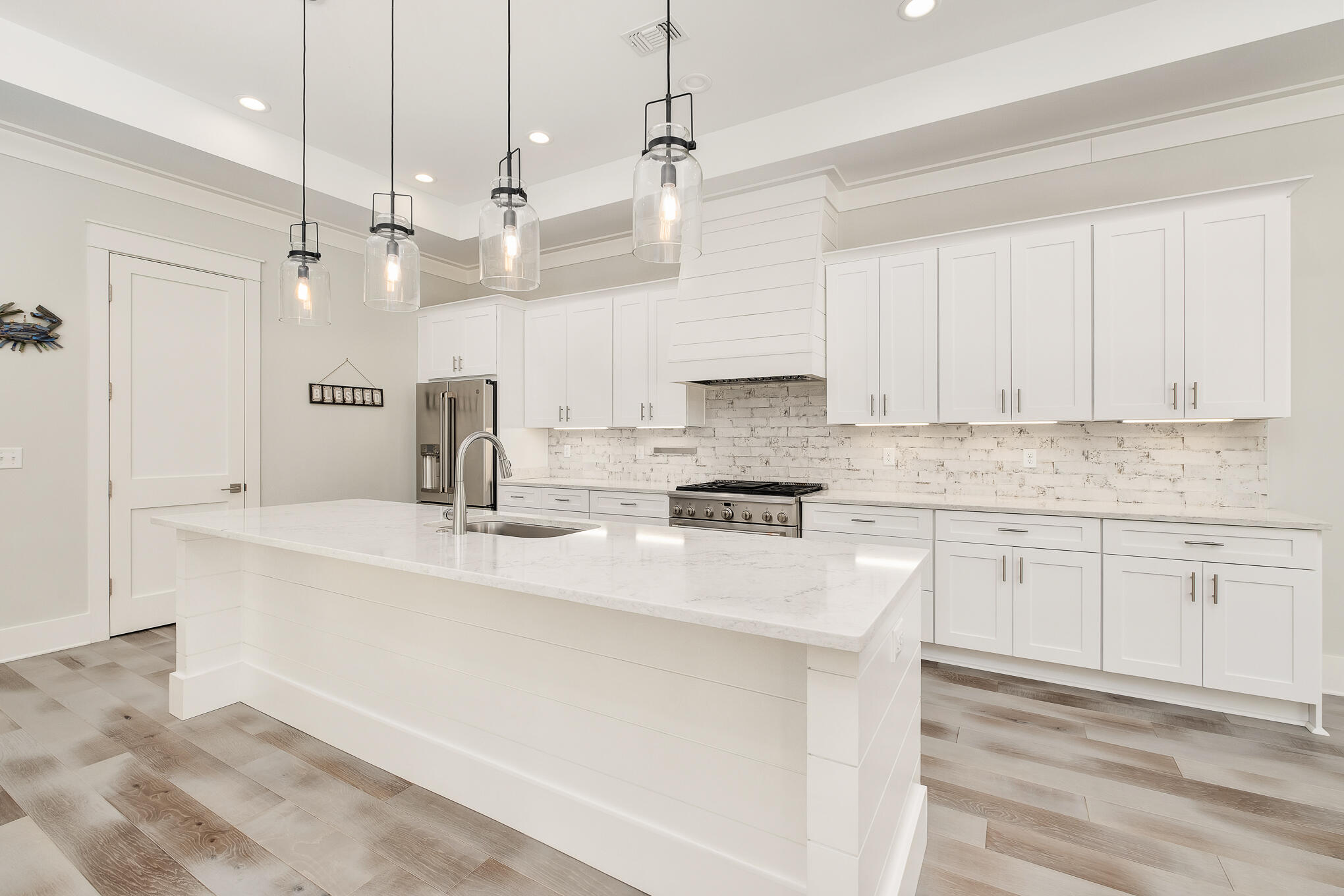 BEACH HIGHLAND - Residential