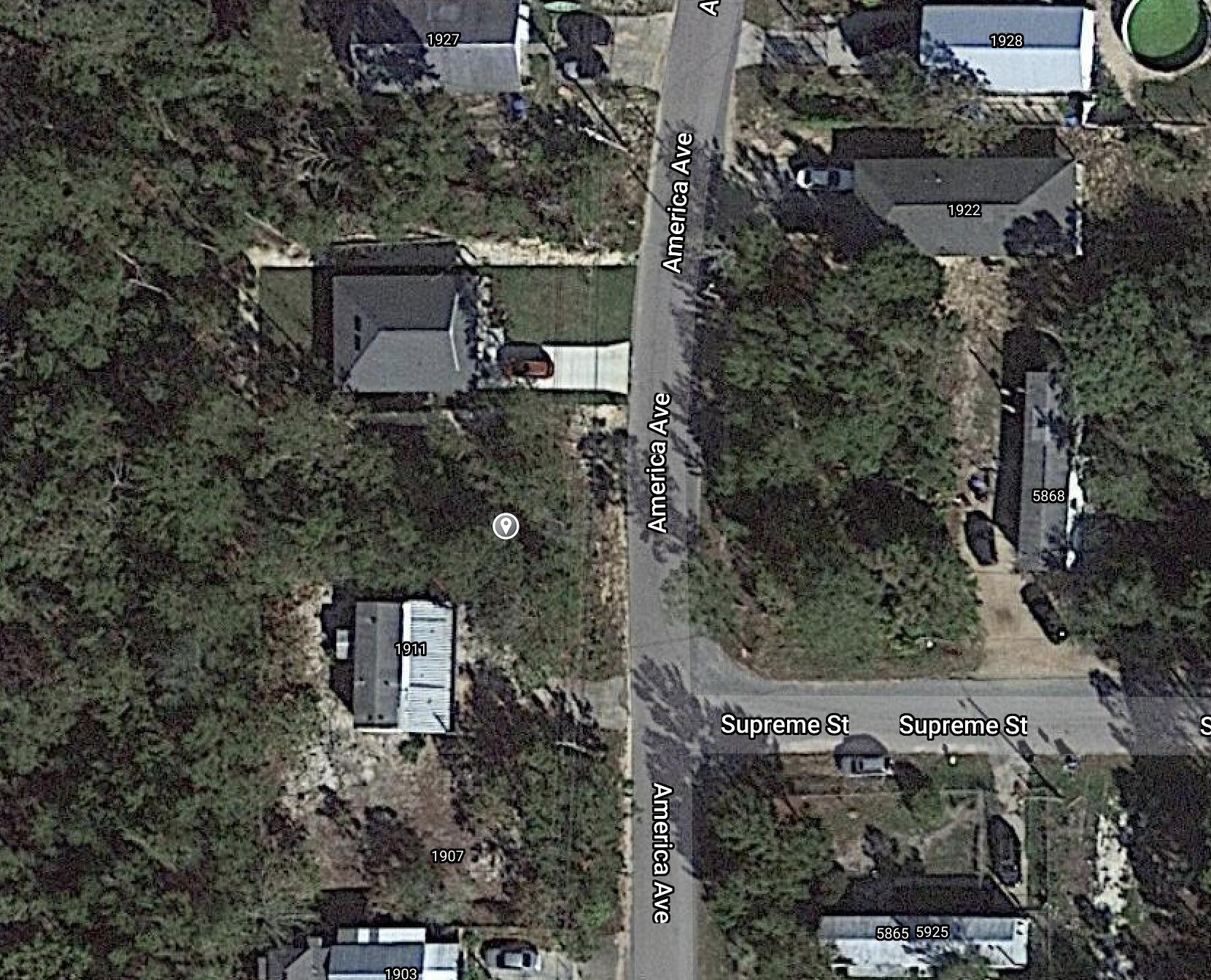 .10 acre lot on America Avenue in Gulf Breeze. It is unknown of any utilities are currently on the property. This is located in a subdivision that has many other homes. Measurement is an estimation and is not exact. No current survey available.