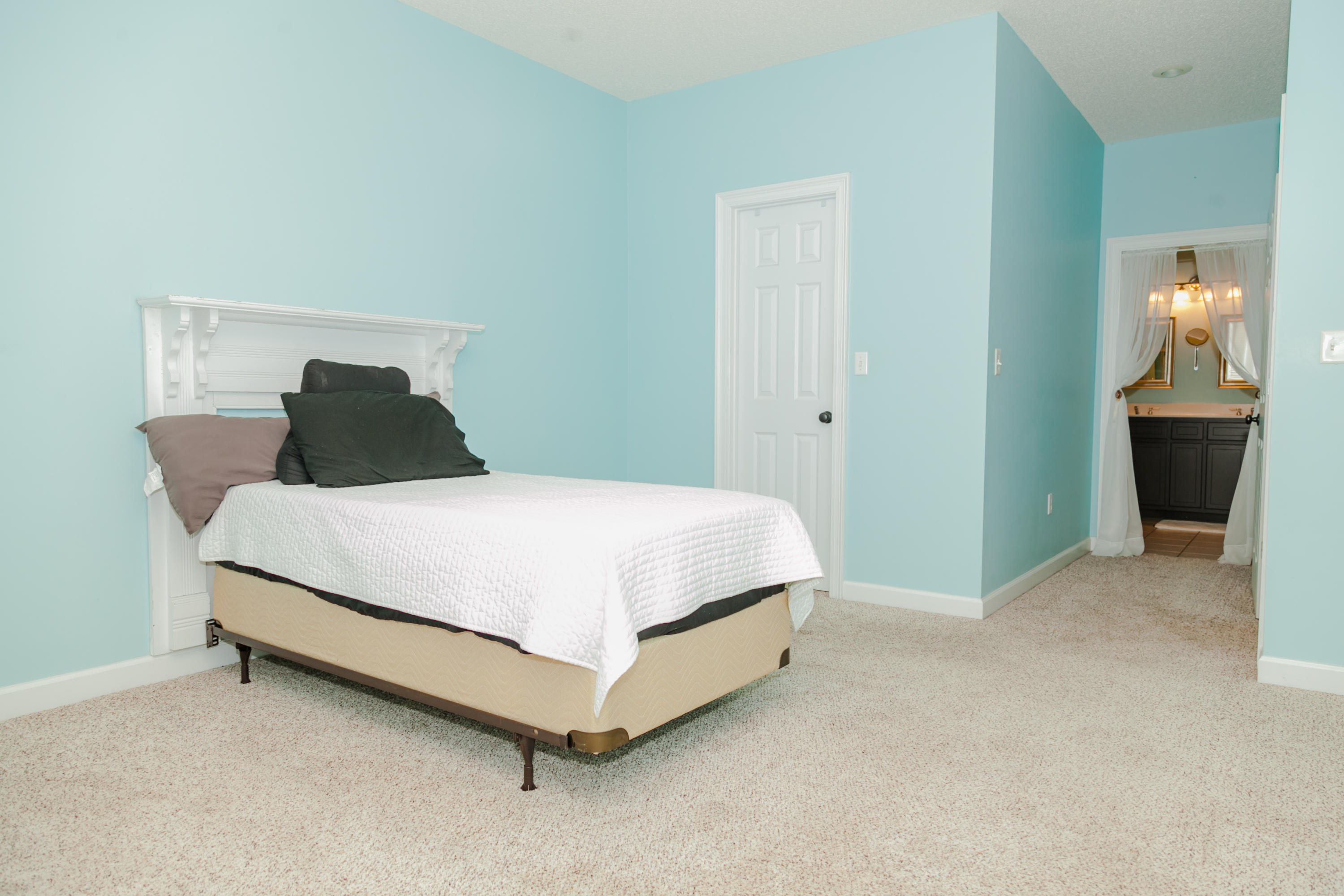 ESCADA - Residential