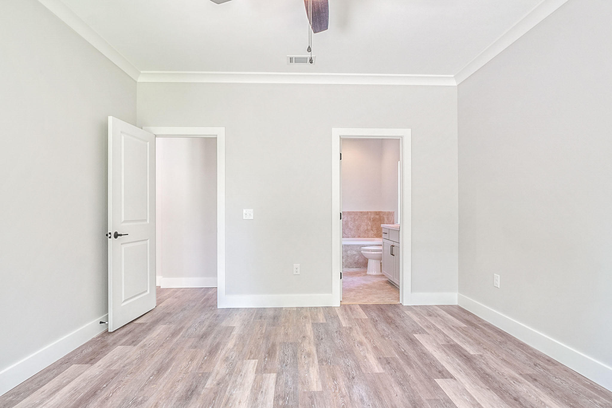 THE PINES - Residential