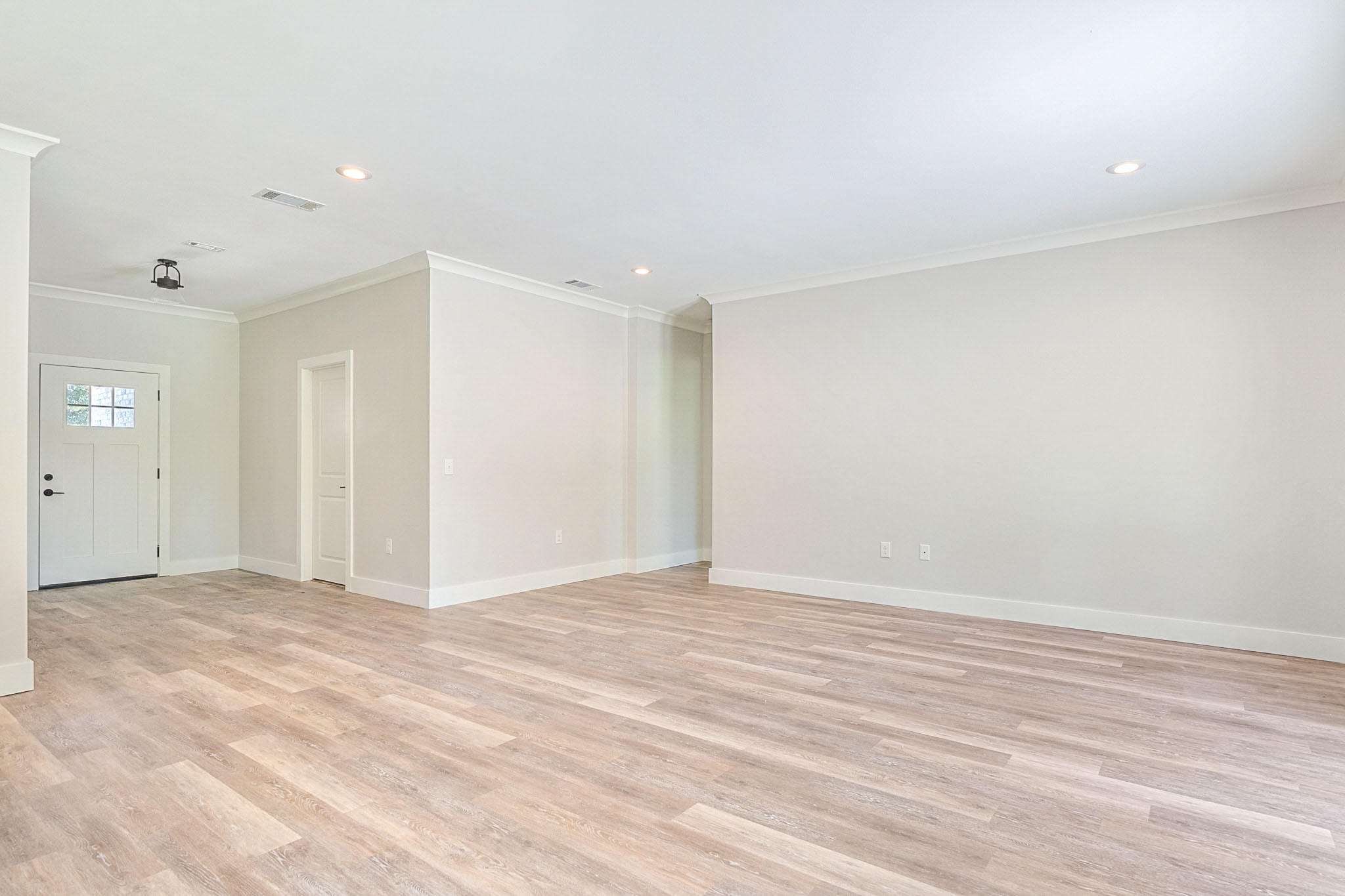 THE PINES - Residential