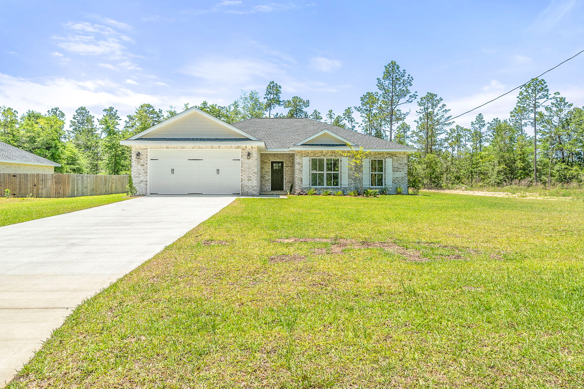 THE PINES - Residential