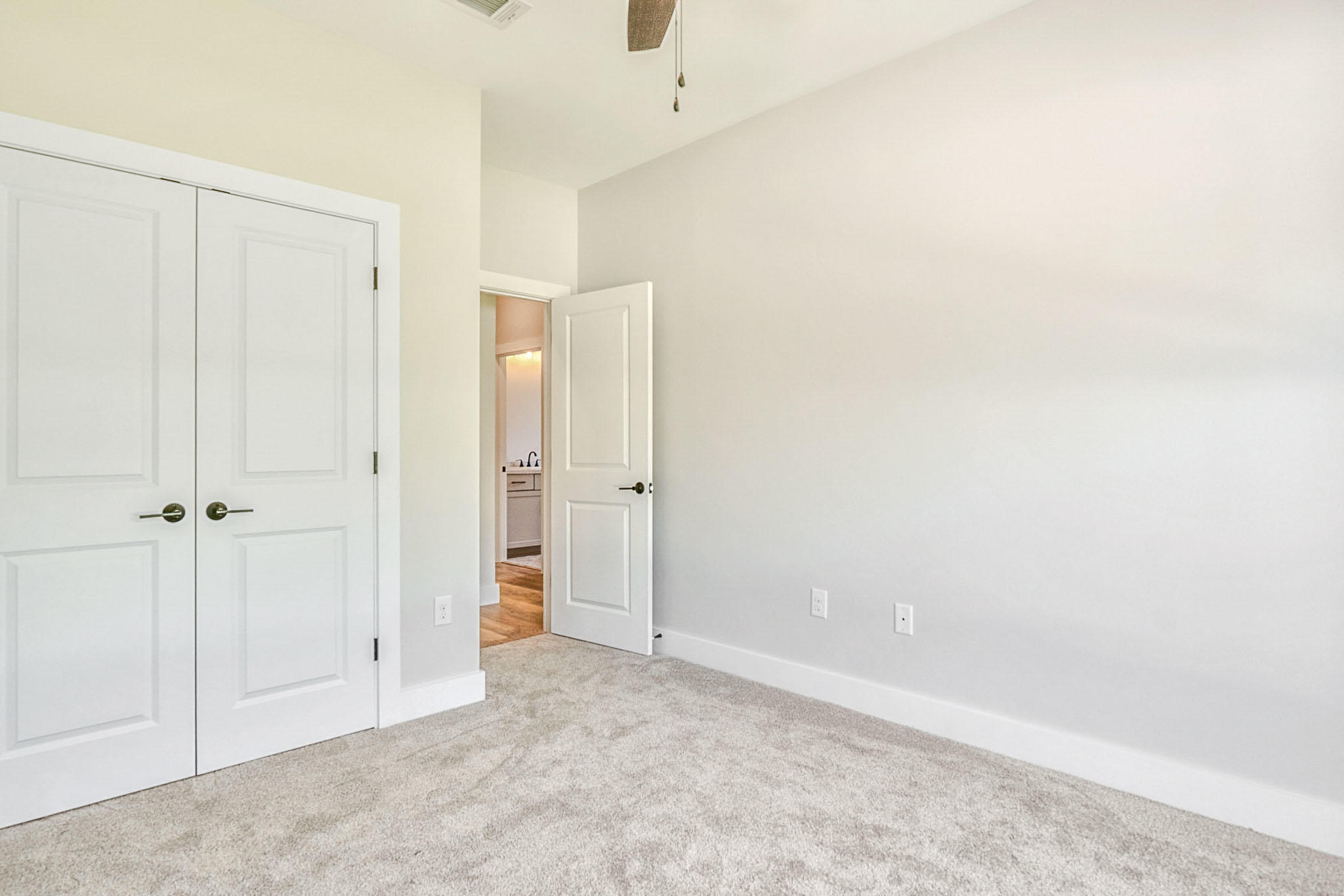 THE PINES - Residential