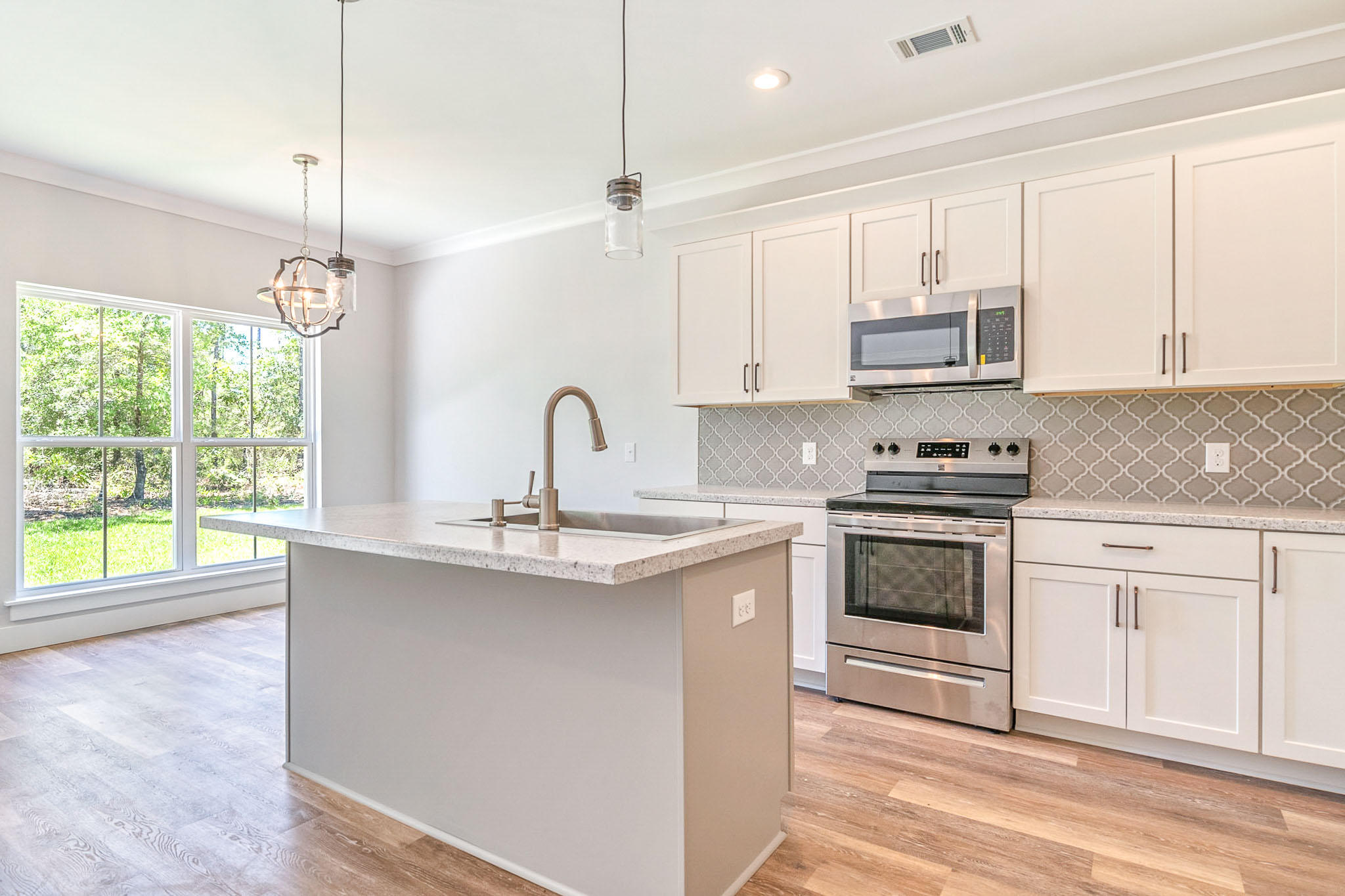 THE PINES - Residential