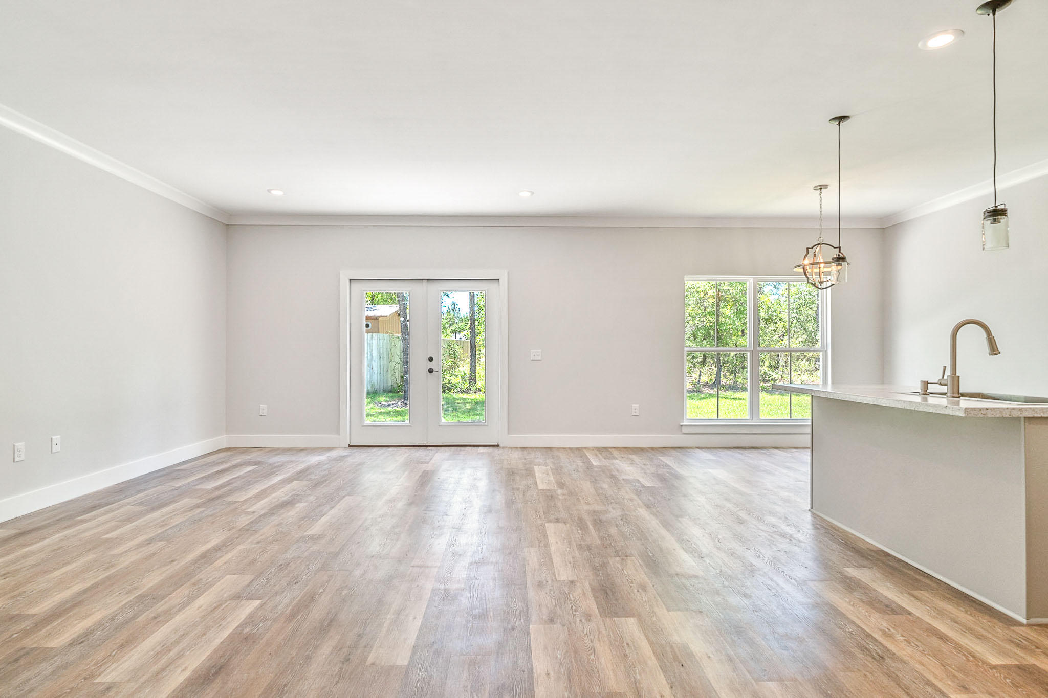 THE PINES - Residential