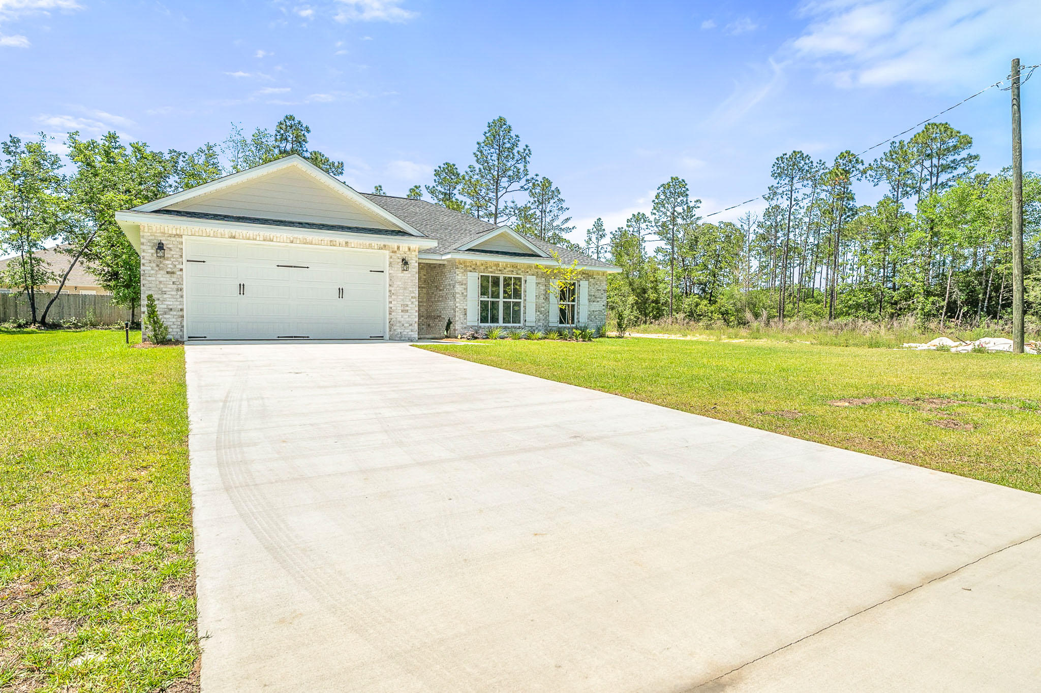 THE PINES - Residential