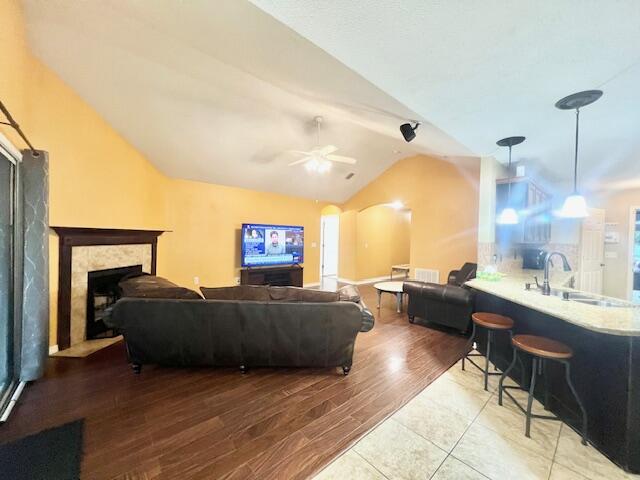 VILLA TASSO TOWN OF - Residential Lease