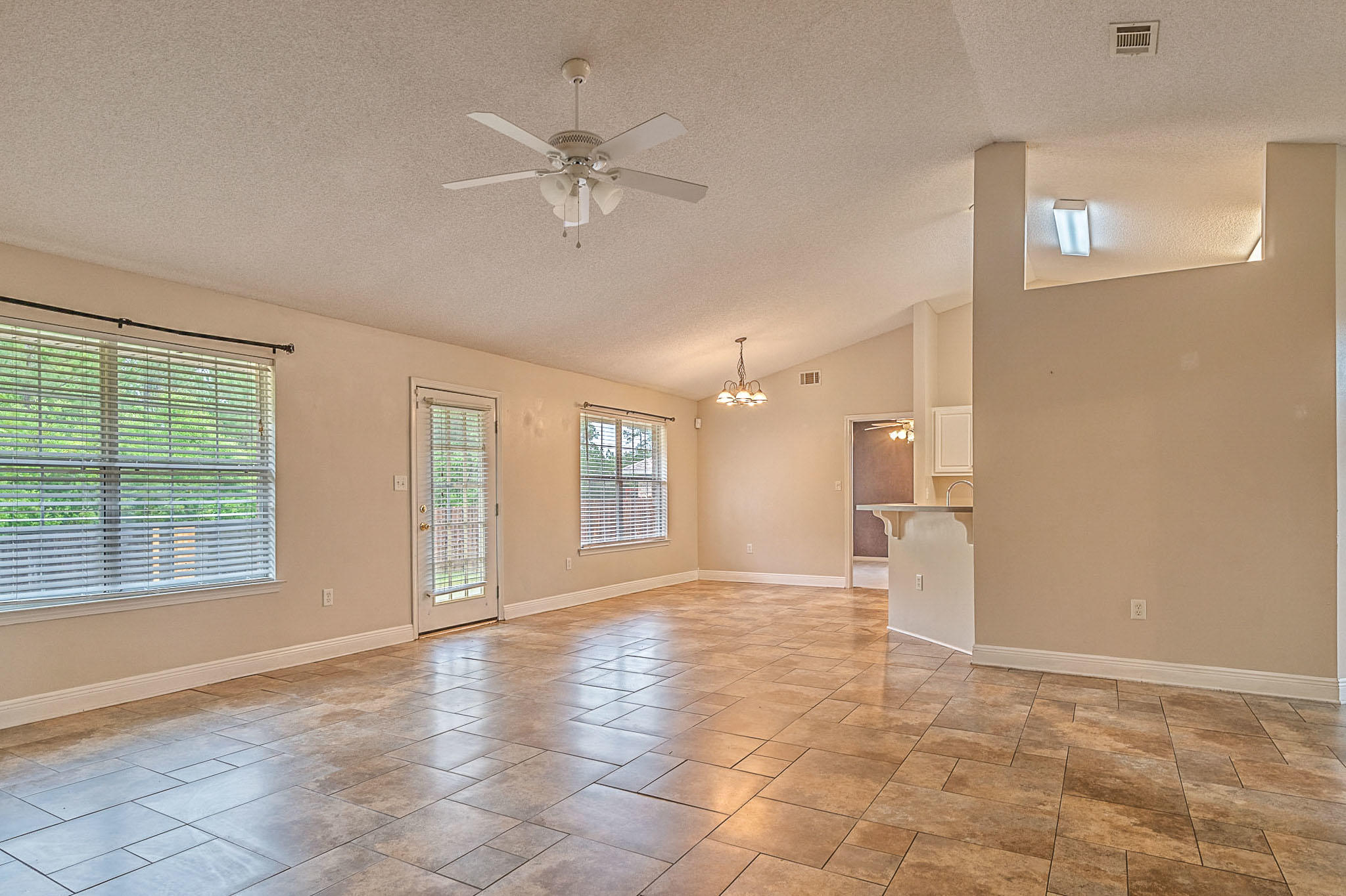 CREETWOOD PLACE - Residential