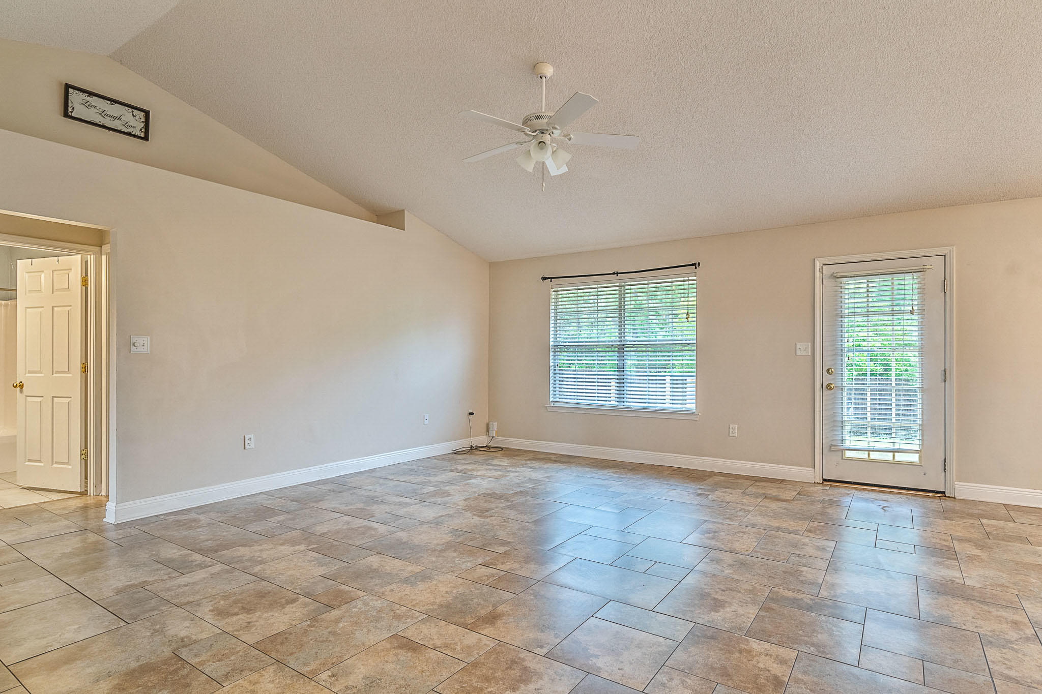 CREETWOOD PLACE - Residential