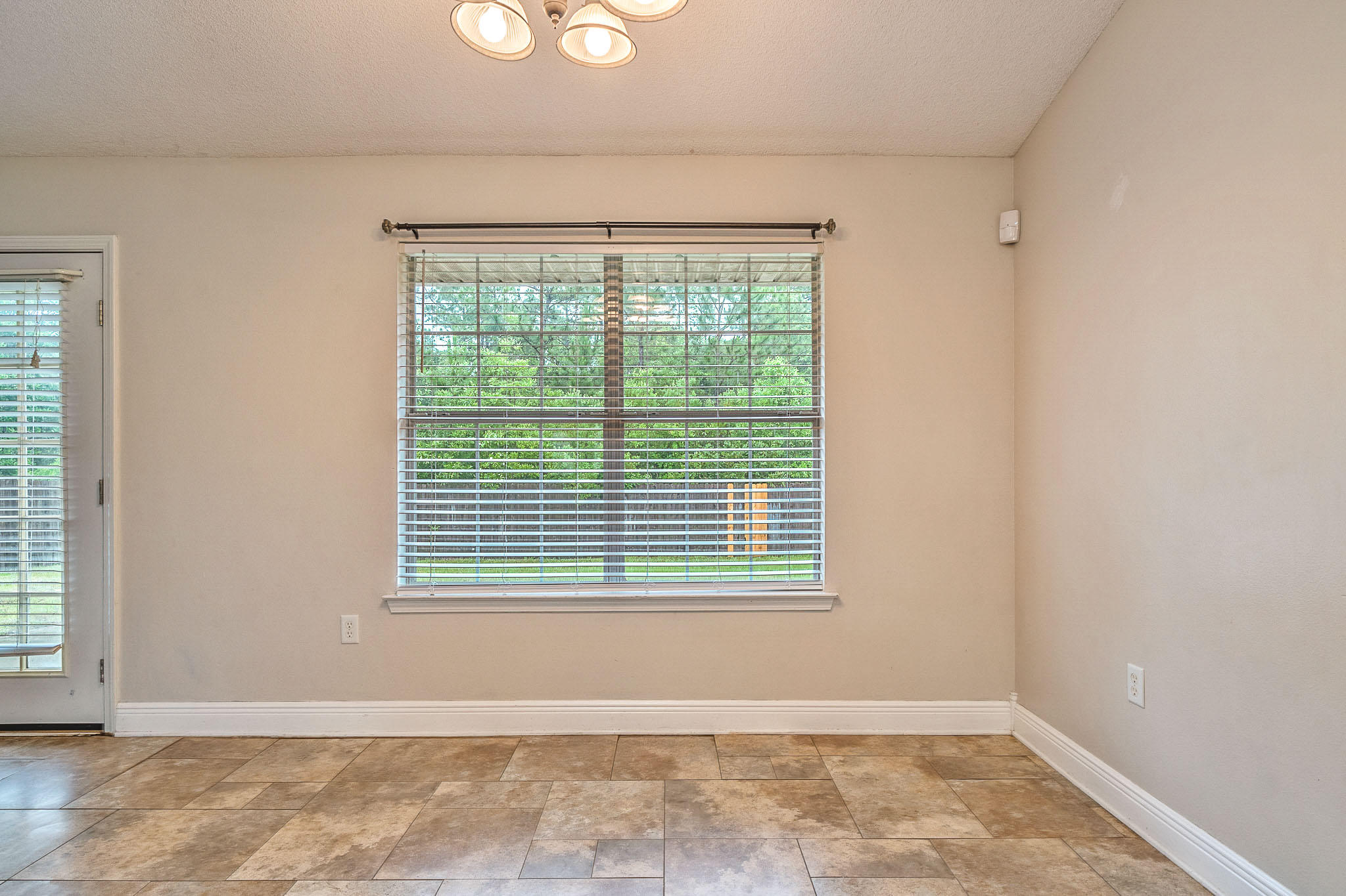 CREETWOOD PLACE - Residential