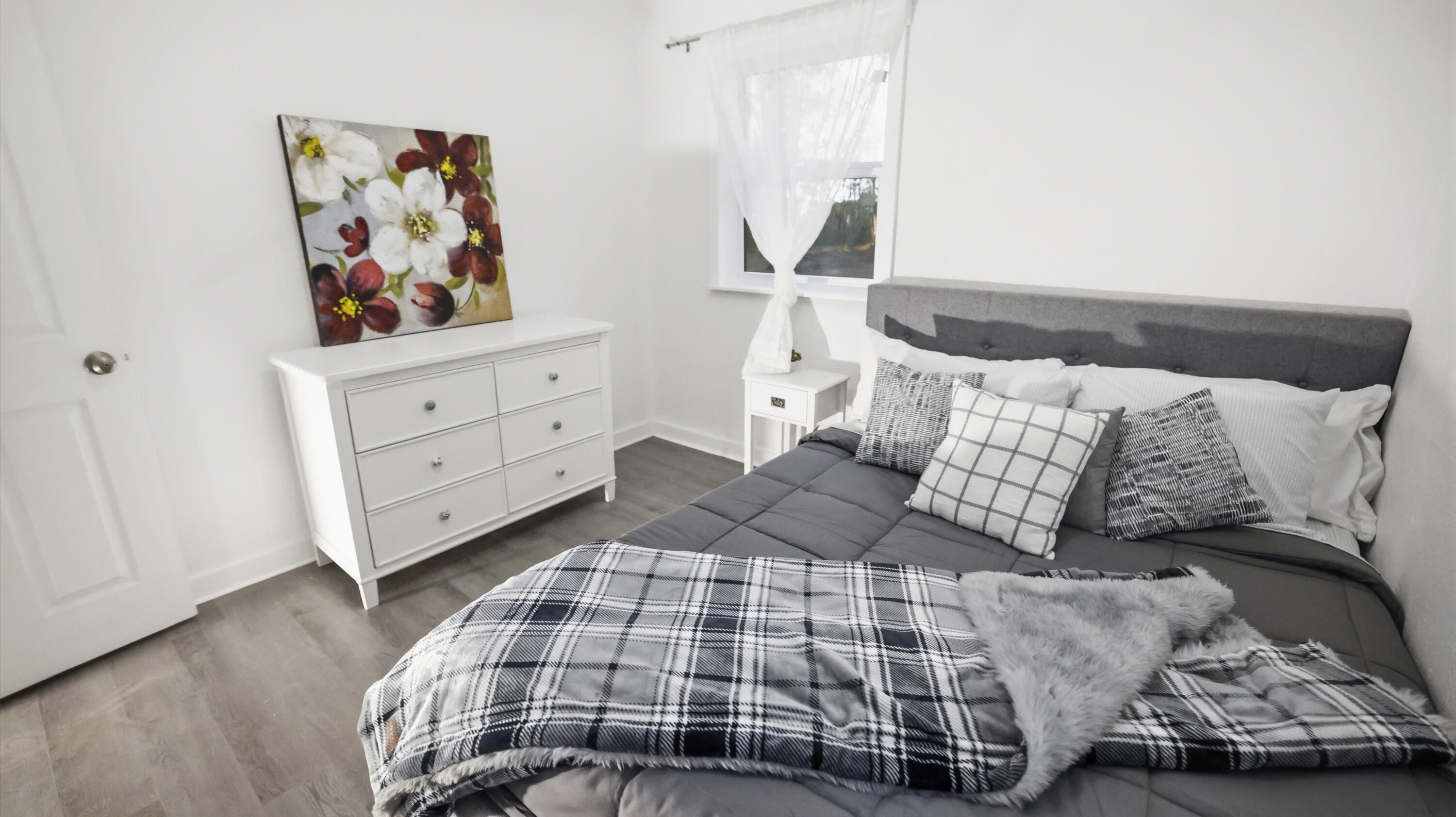 Hemlock/Woodlawn - Residential