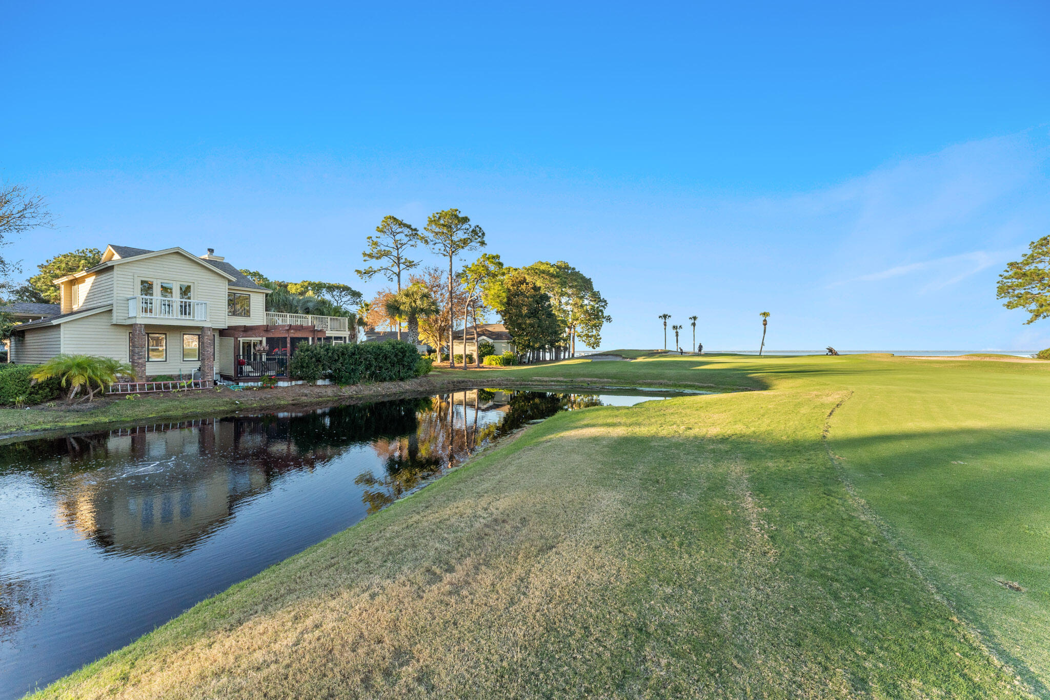 COVE ON THE BAY - Residential