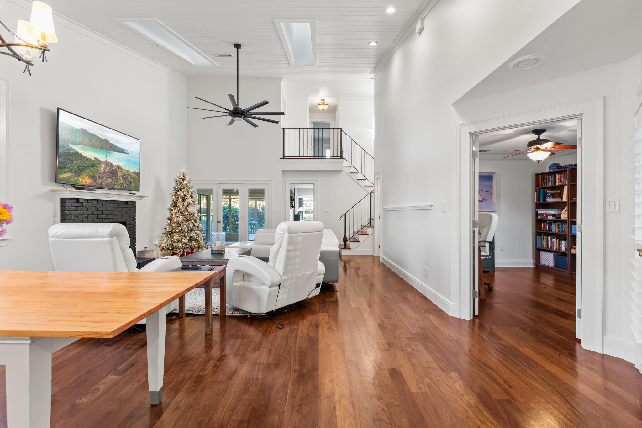 COVE ON THE BAY - Residential