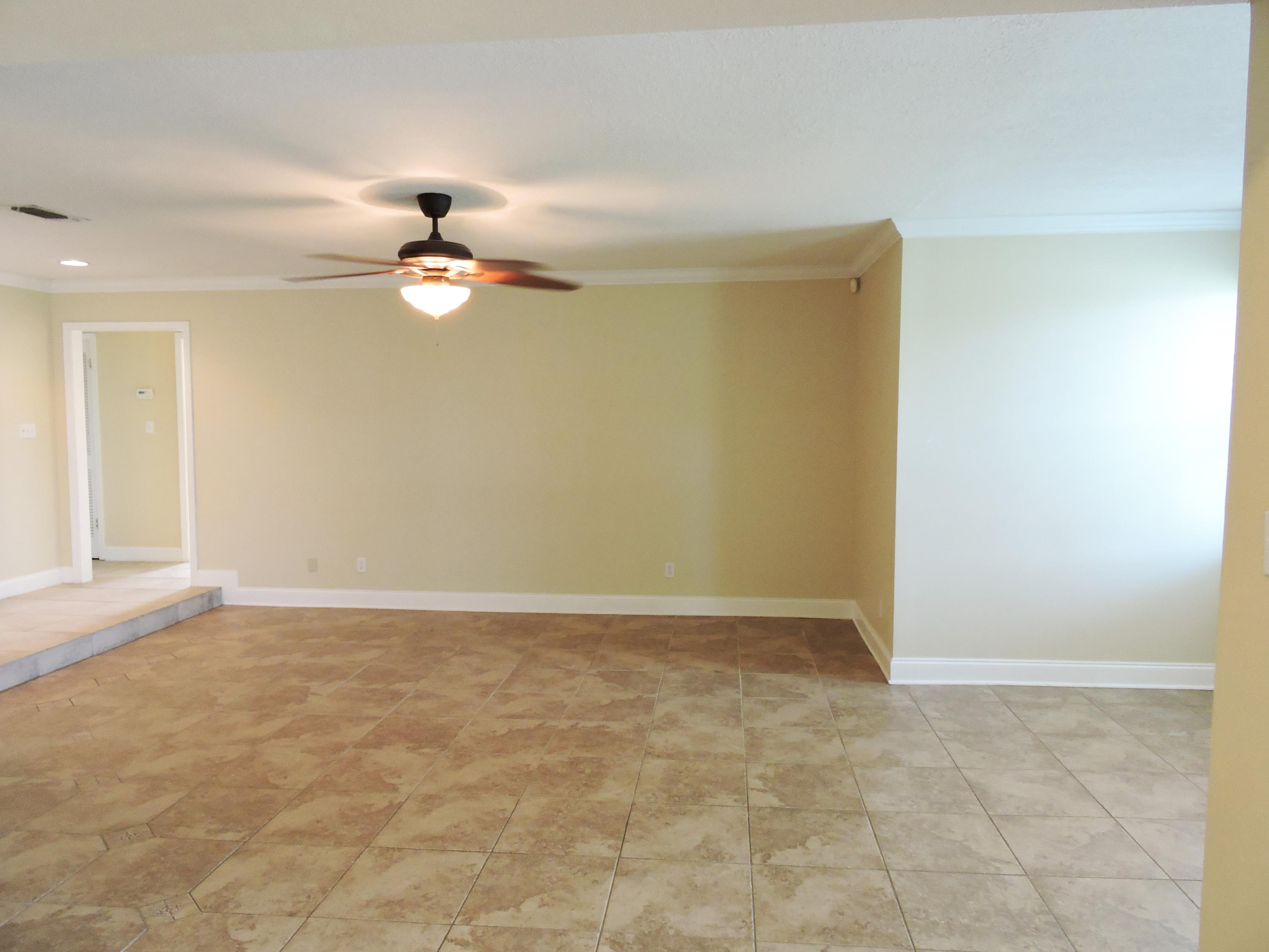 KELL-AIRE GARDENS - Residential