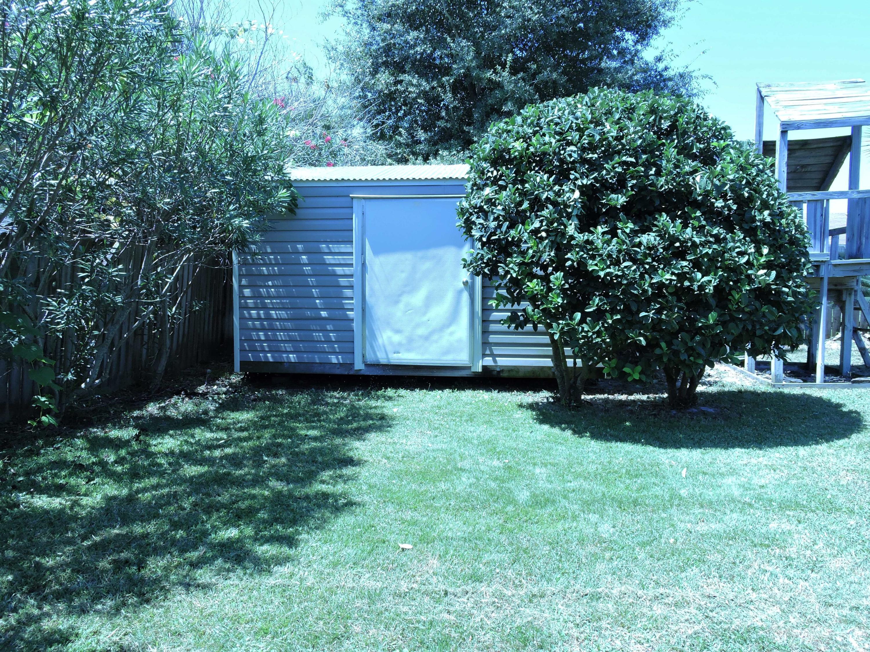 KELL-AIRE GARDENS - Residential