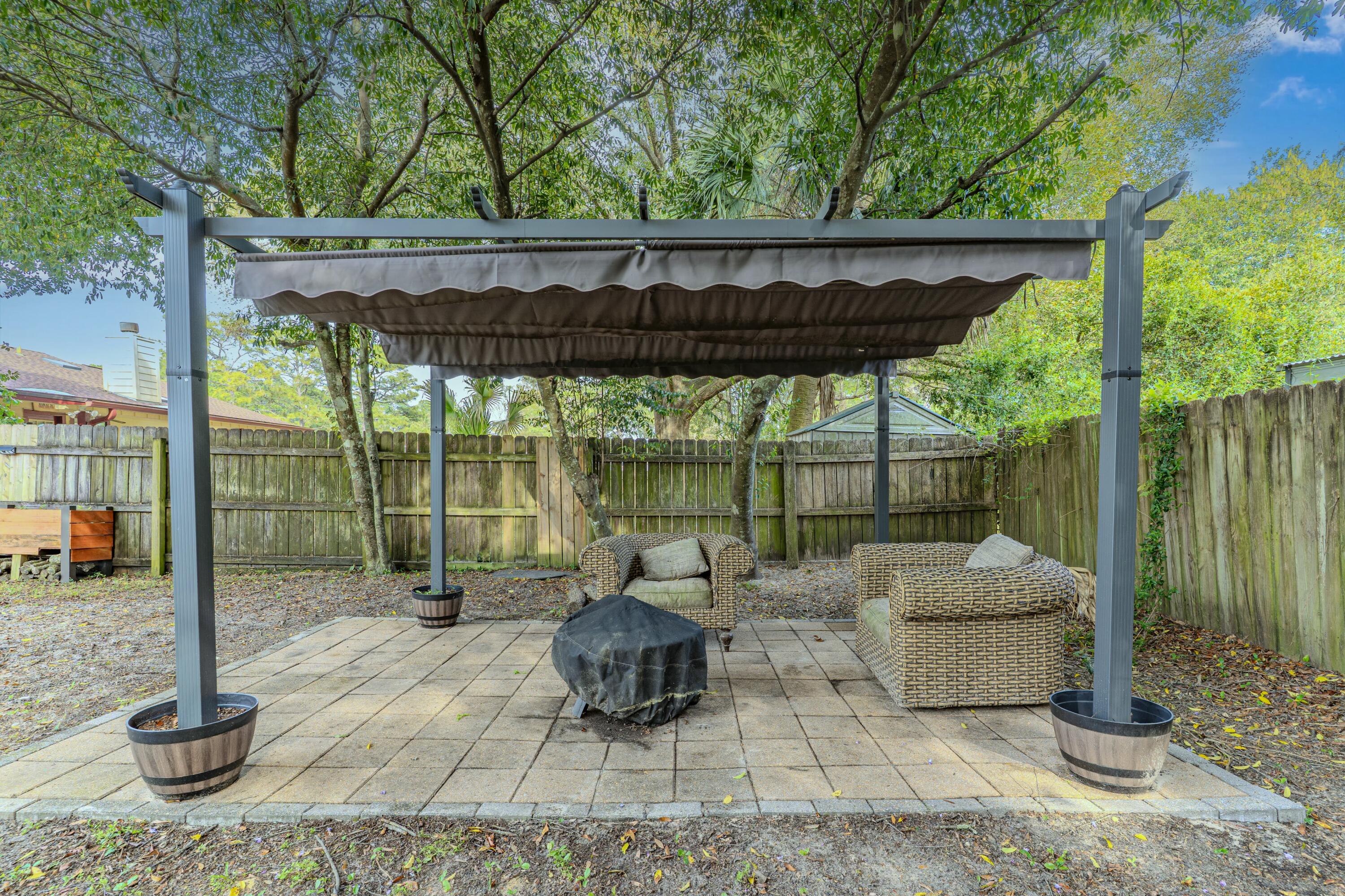 WYNNEHAVEN BEACH ESTATES - Residential