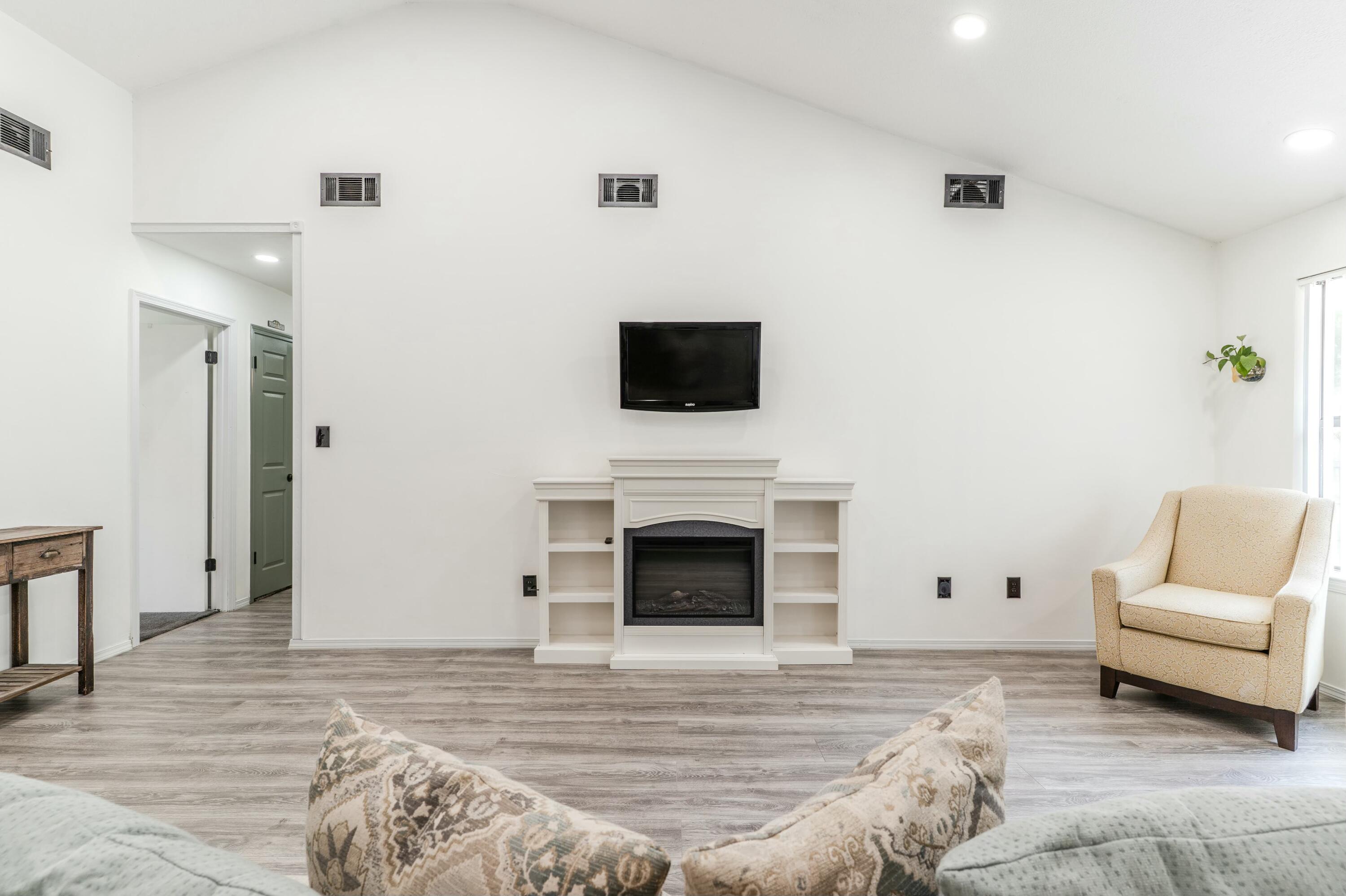 WYNNEHAVEN BEACH ESTATES - Residential