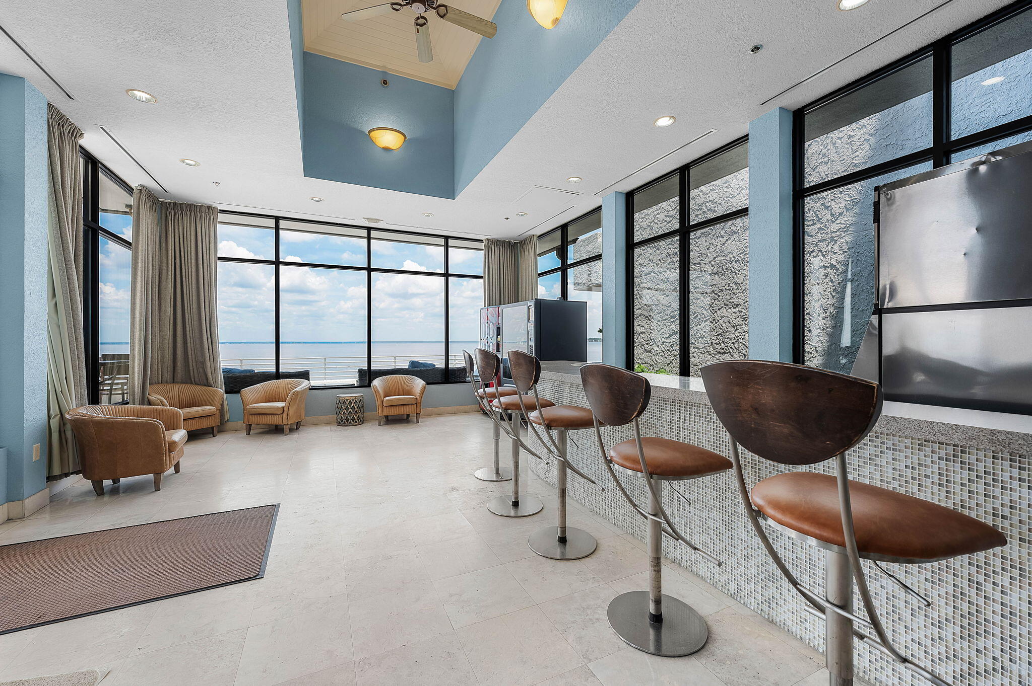 BAYSIDE CONDO SANDESTIN - Residential