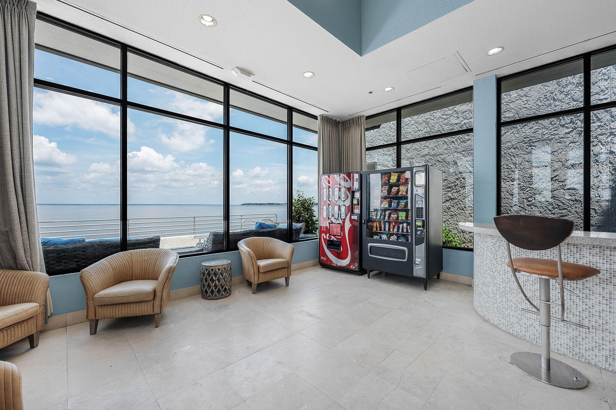 BAYSIDE CONDO SANDESTIN - Residential
